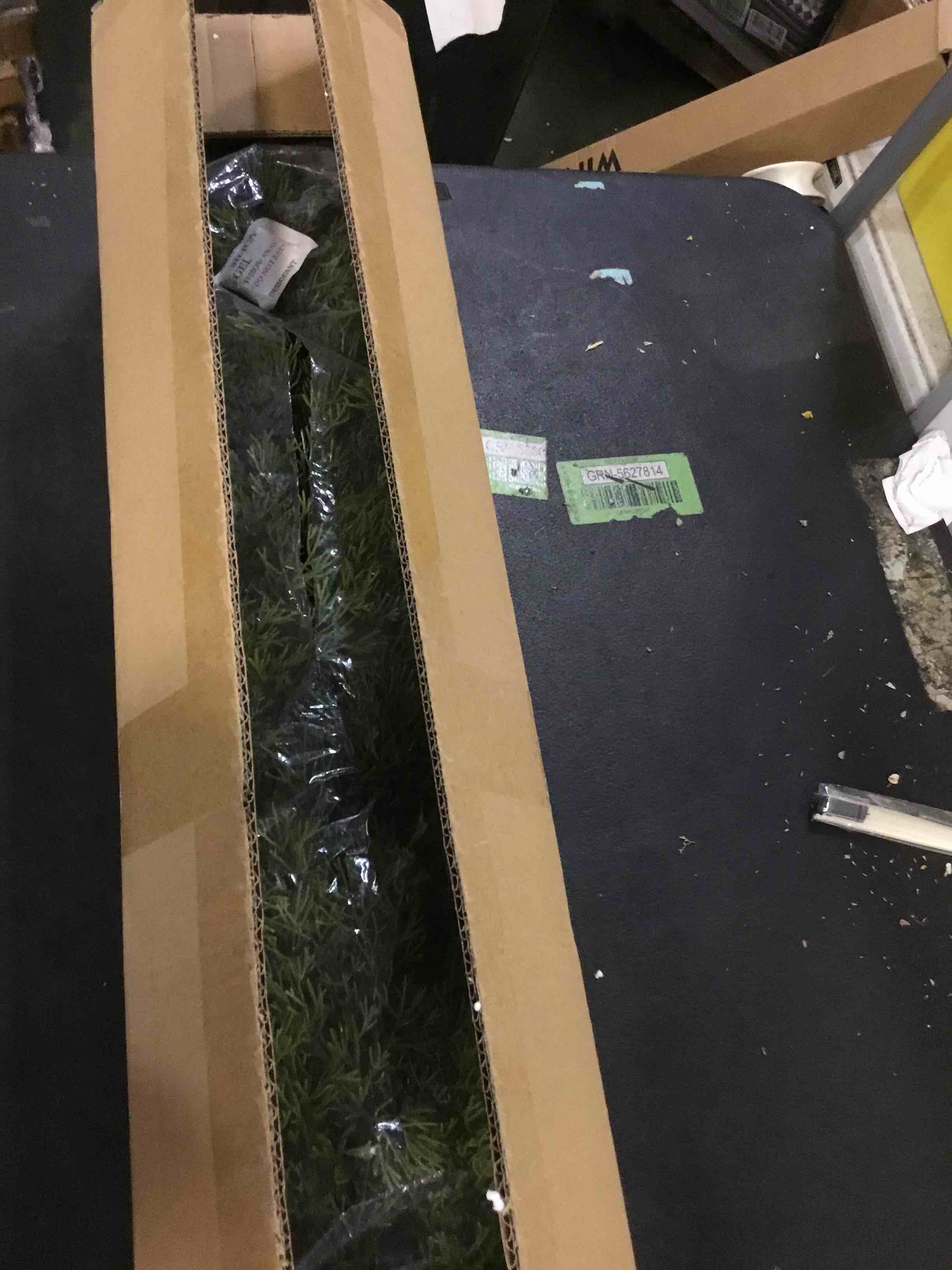 https://s3.amazonaws.com/lotting-images-prod/bidfta/YEL5967682_1709653758644.jpeg