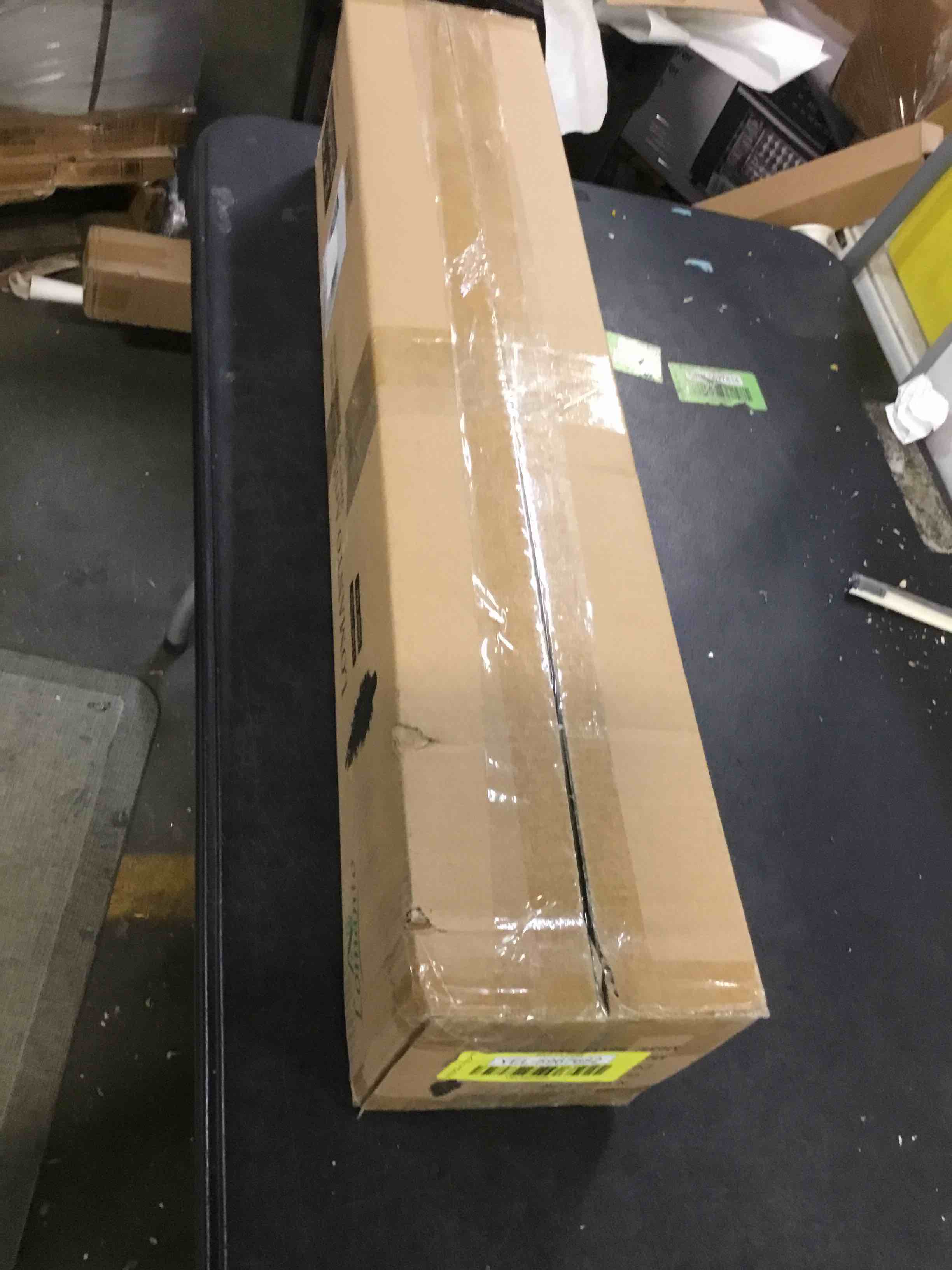 https://s3.amazonaws.com/lotting-images-prod/bidfta/YEL5967682_1709653782374.jpeg