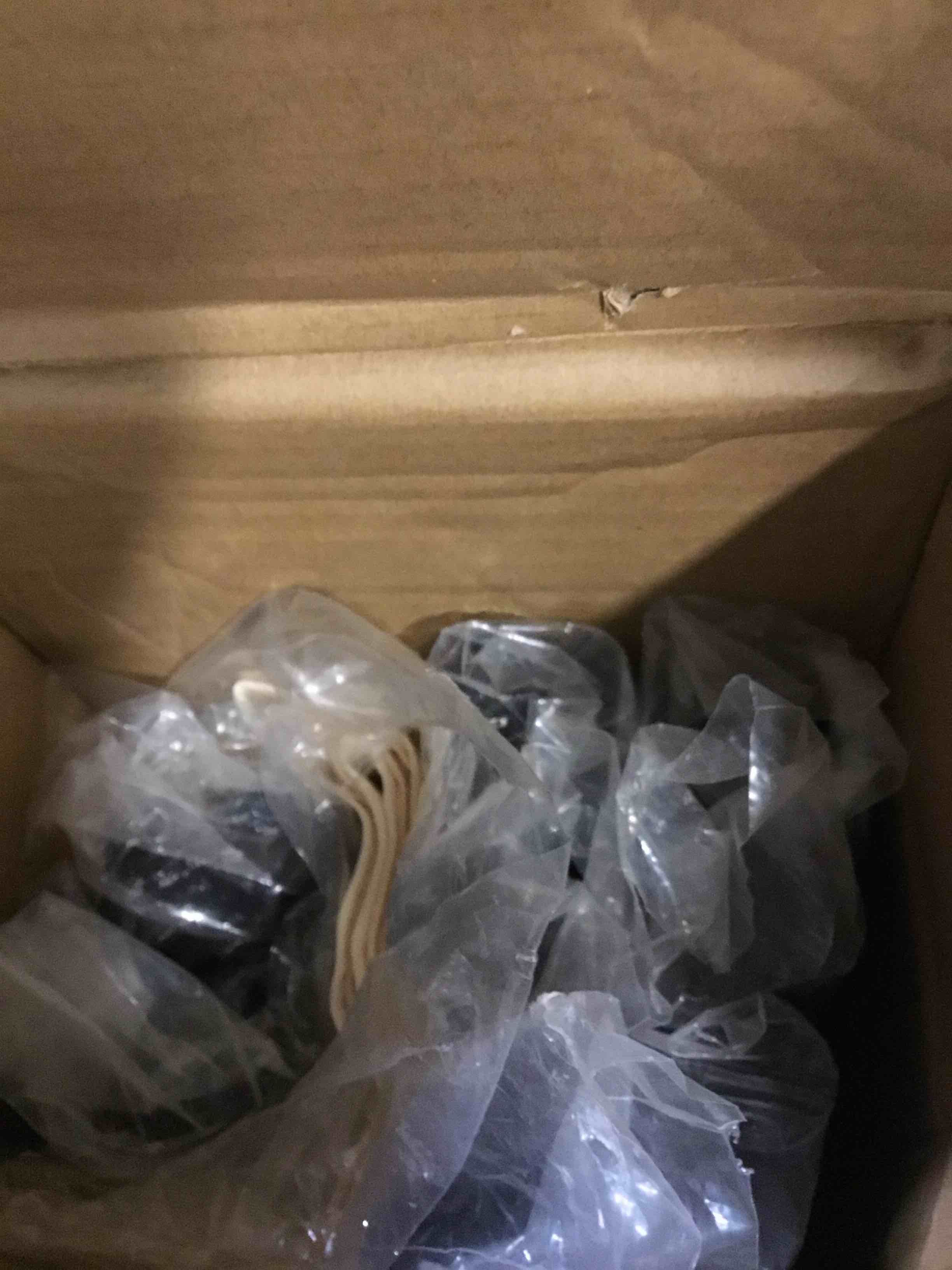 https://s3.amazonaws.com/lotting-images-prod/bidfta/YEL5967710_1709657256423.jpeg