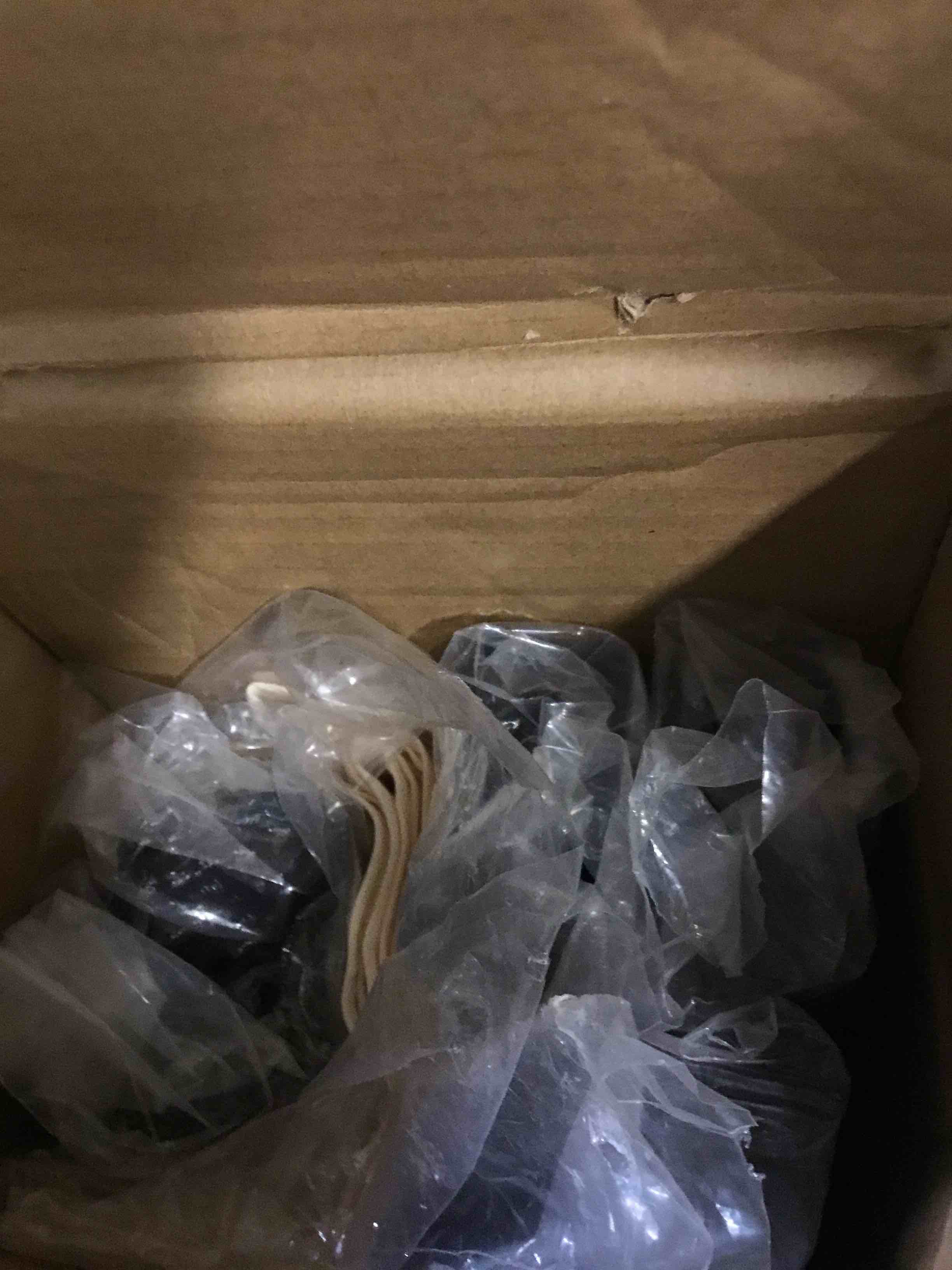 https://s3.amazonaws.com/lotting-images-prod/bidfta/YEL5967710_1709657258498.jpeg