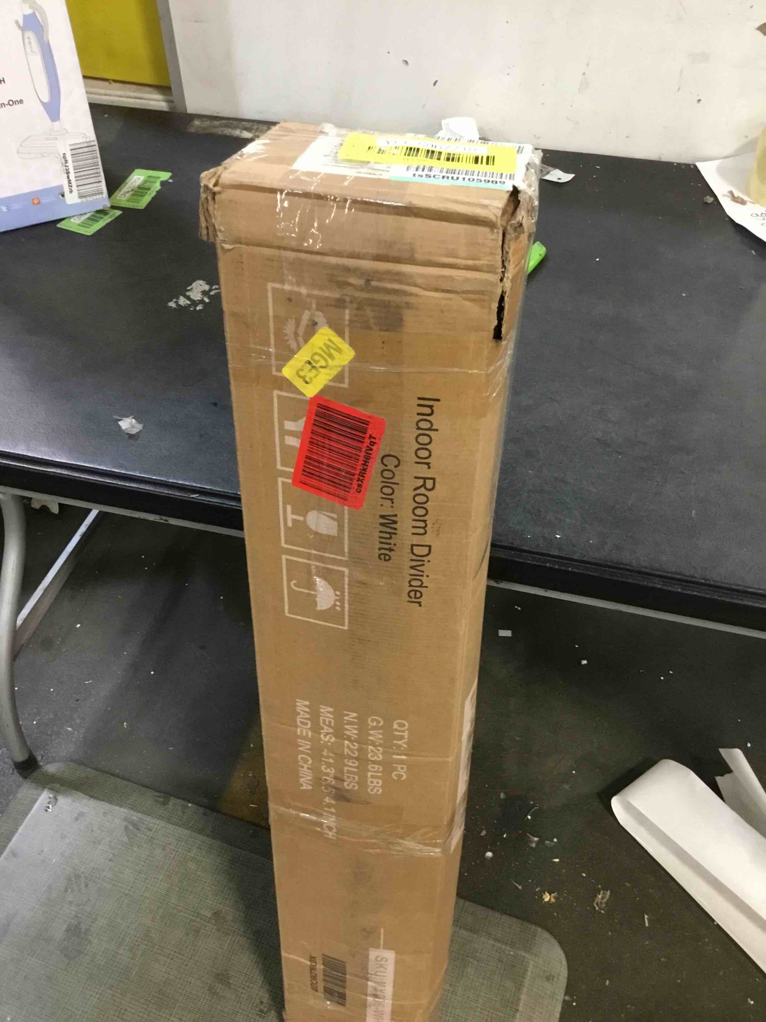 https://s3.amazonaws.com/lotting-images-prod/bidfta/YEL5967710_1709657294913.jpeg
