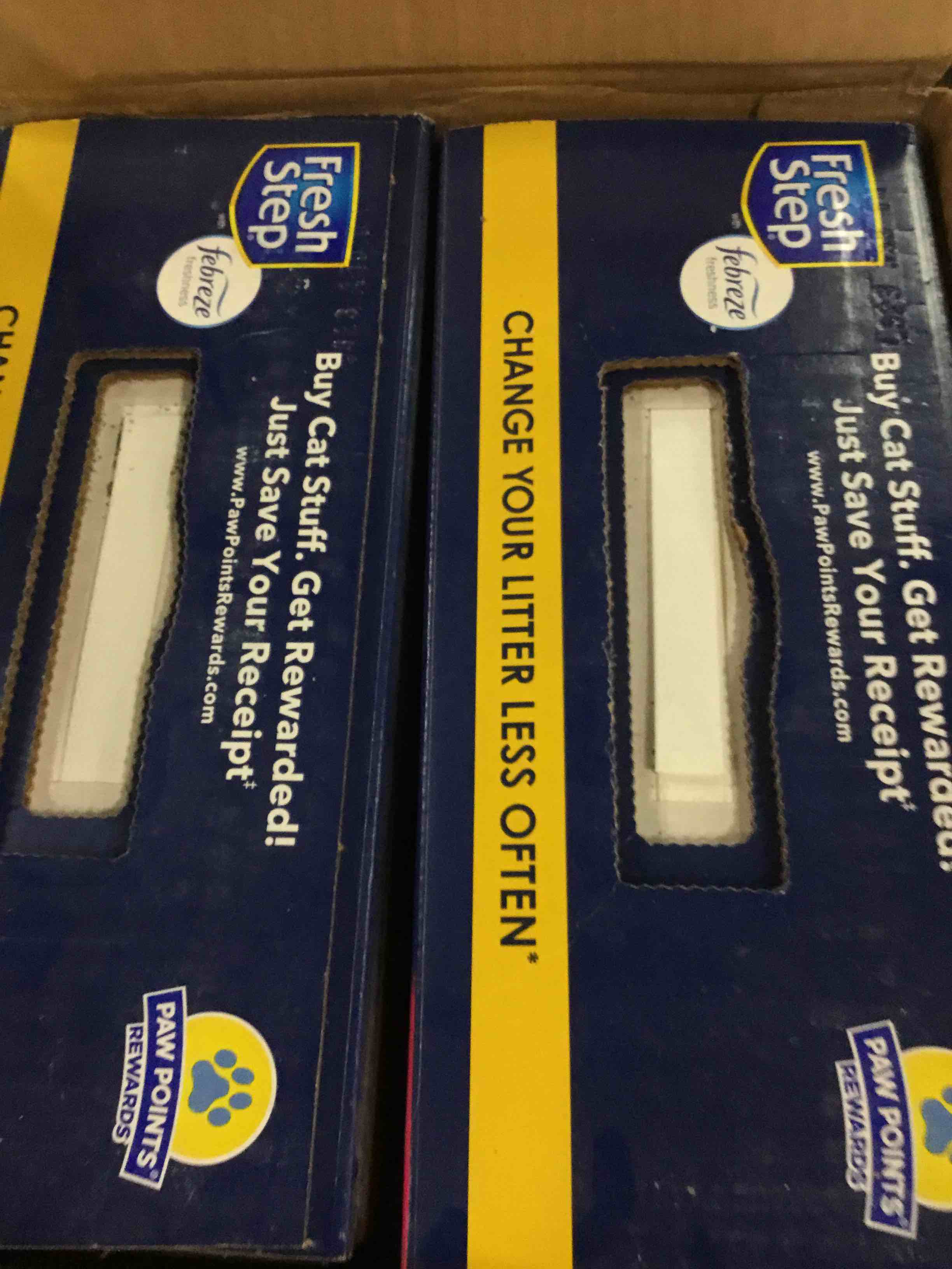 https://s3.amazonaws.com/lotting-images-prod/bidfta/YEL5967787_1709668551418.jpeg