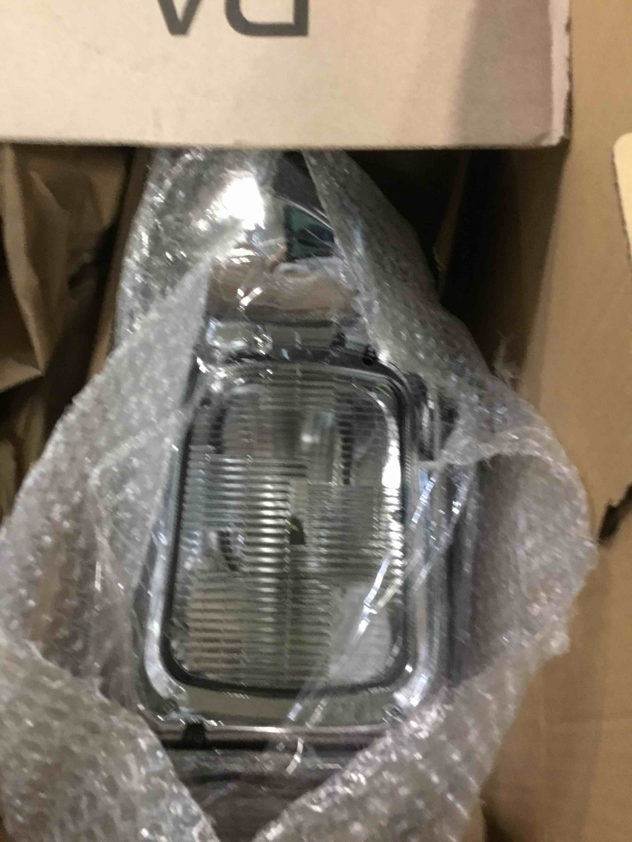 https://s3.amazonaws.com/lotting-images-prod/bidfta/YEL5967809_1709672219208.jpeg