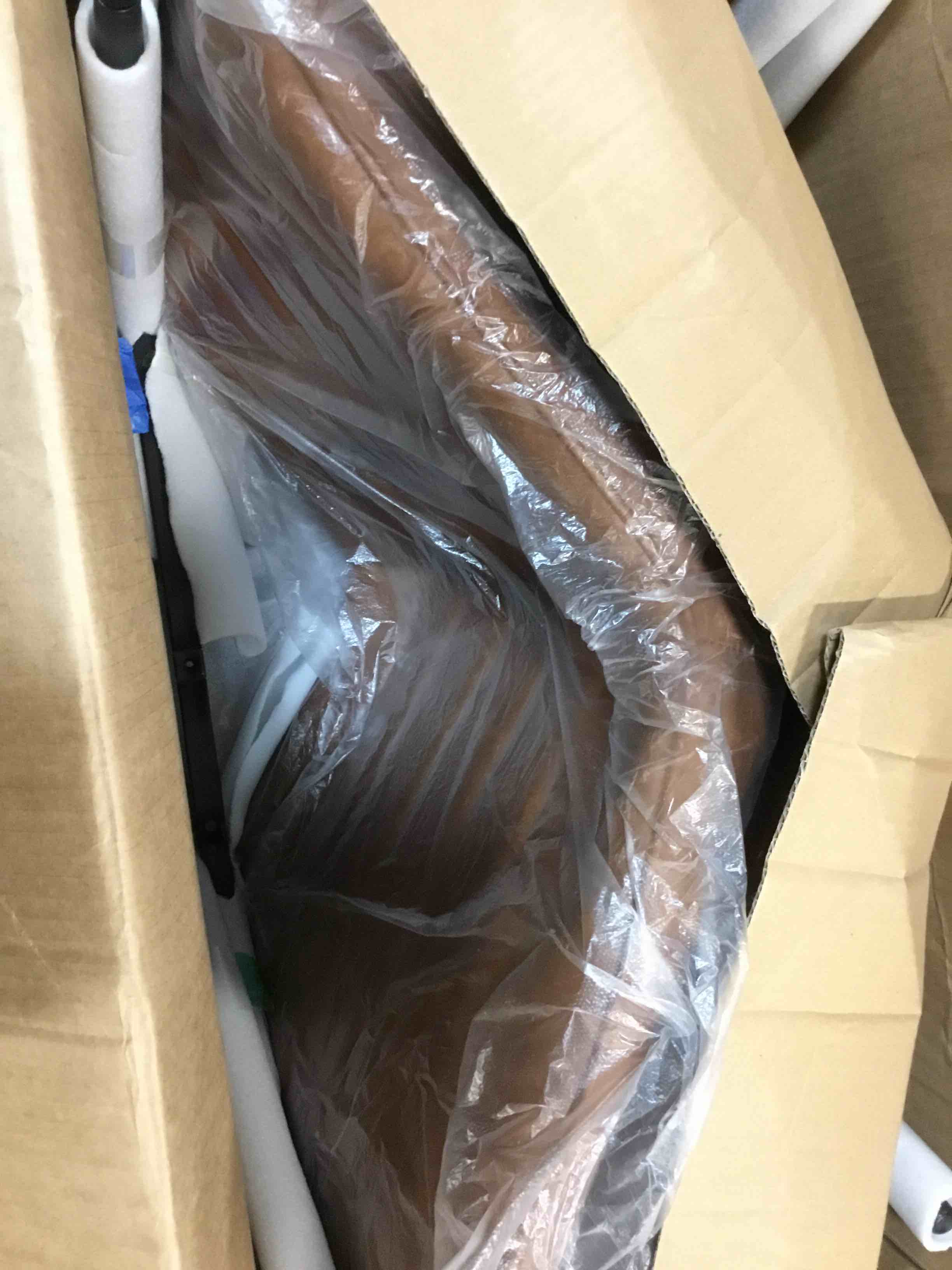 https://s3.amazonaws.com/lotting-images-prod/bidfta/YEL5968162_1709838892478.jpeg