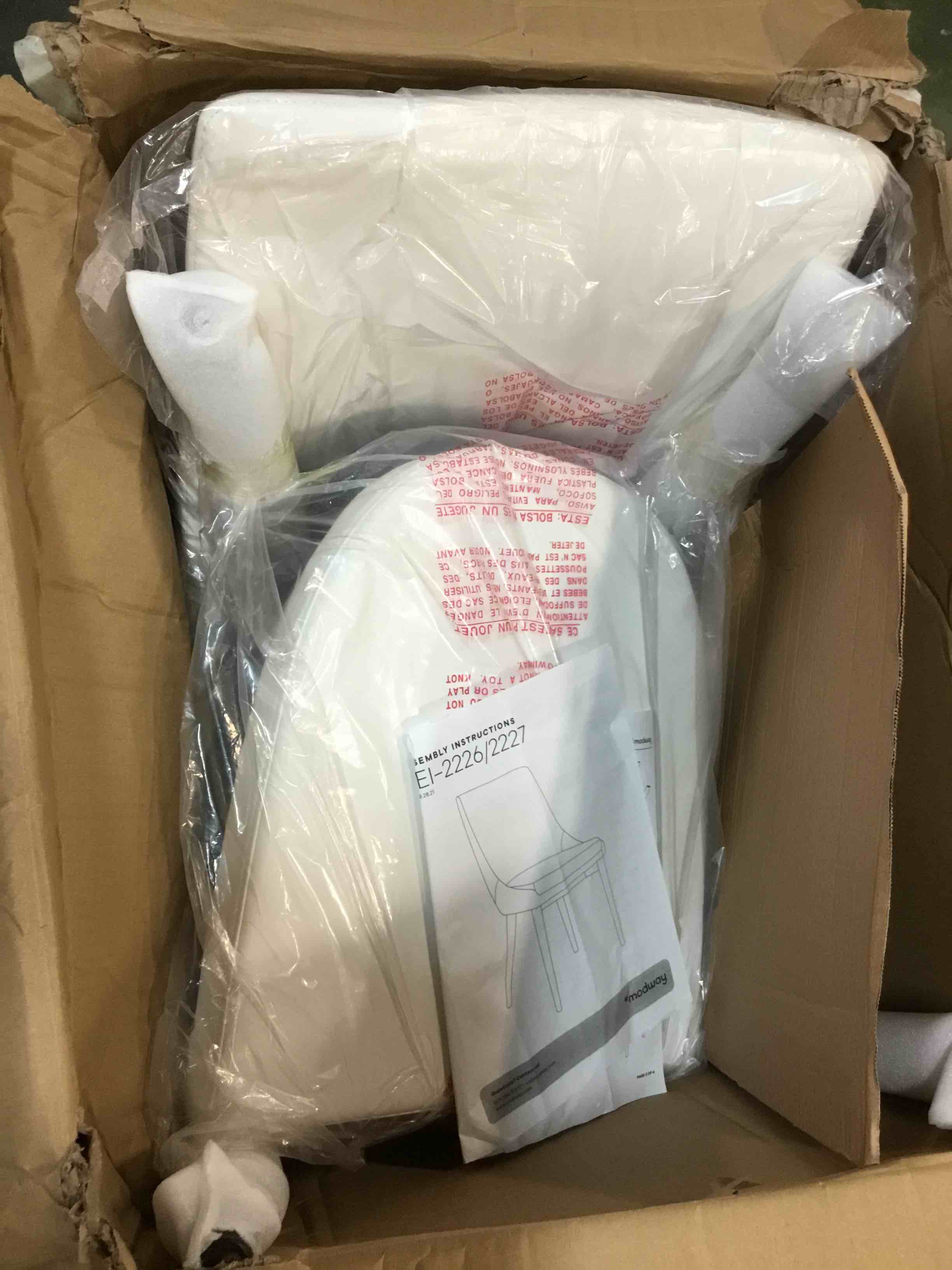 https://s3.amazonaws.com/lotting-images-prod/bidfta/YEL5968237_1709905638010.jpeg