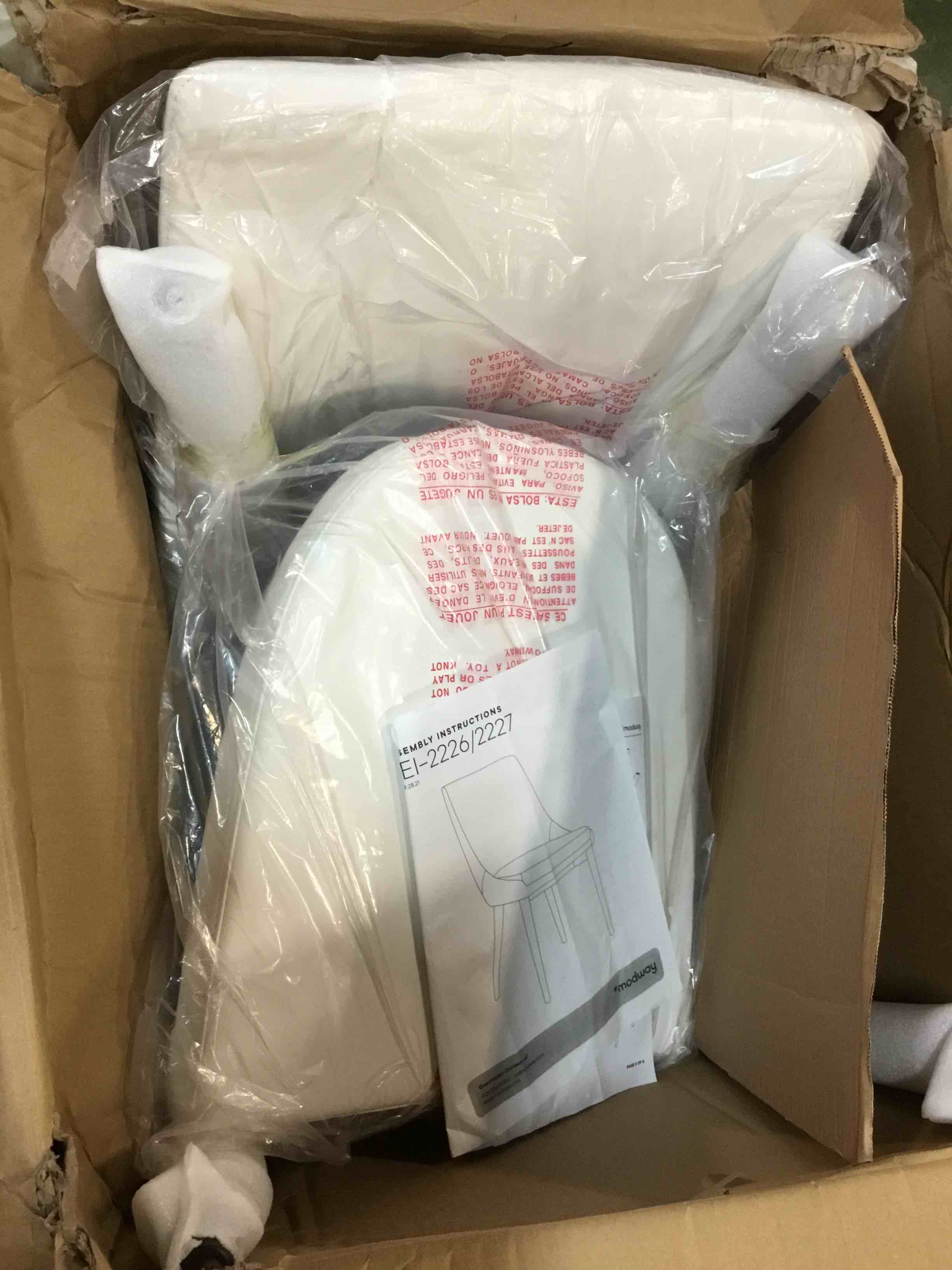 https://s3.amazonaws.com/lotting-images-prod/bidfta/YEL5968237_1709905639266.jpeg