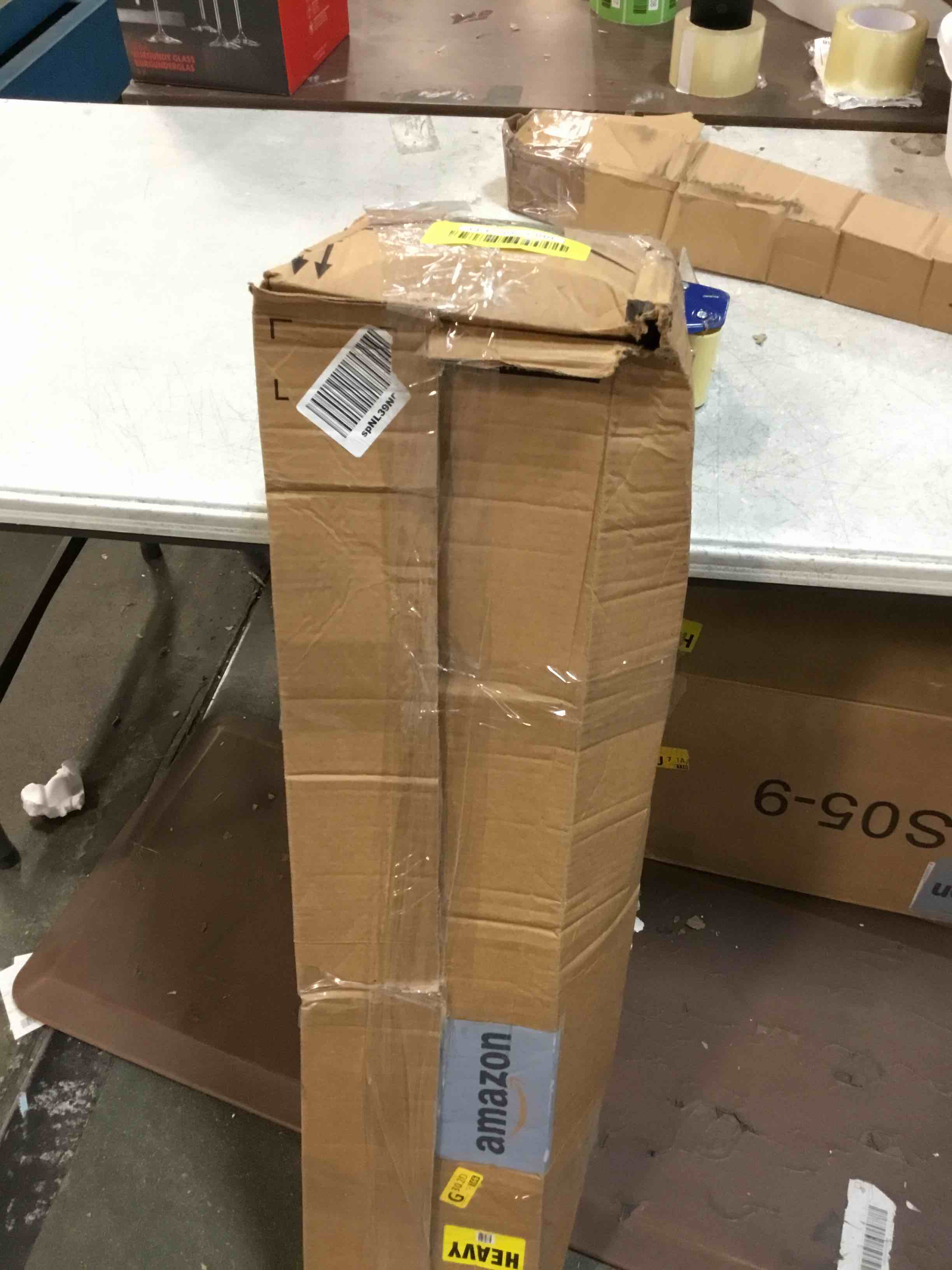 https://s3.amazonaws.com/lotting-images-prod/bidfta/YEL5968388_1709929319763.jpeg