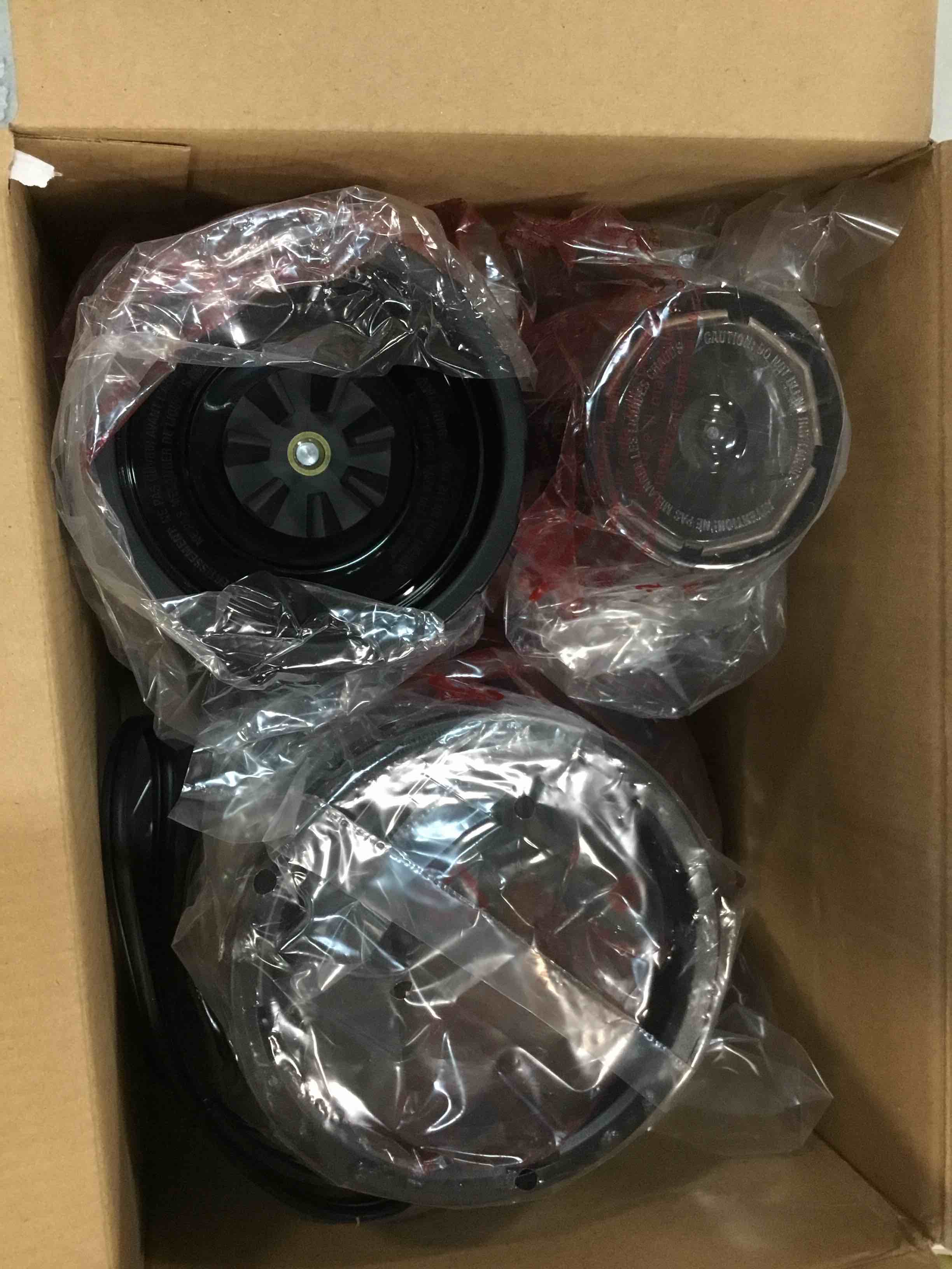 https://s3.amazonaws.com/lotting-images-prod/bidfta/YEL5968927_1710344691650.jpeg