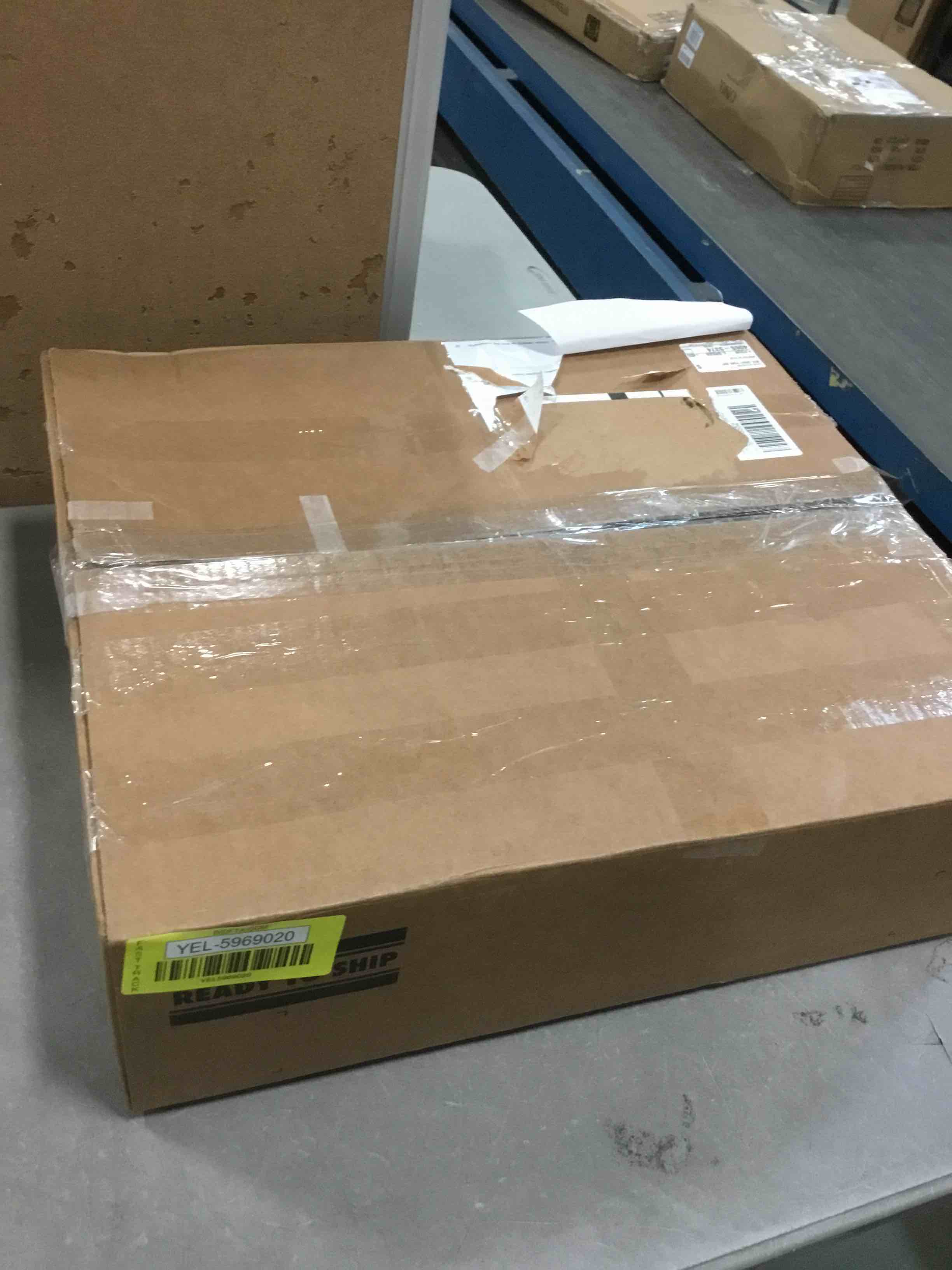 https://s3.amazonaws.com/lotting-images-prod/bidfta/YEL5969020_1709326580991.jpeg
