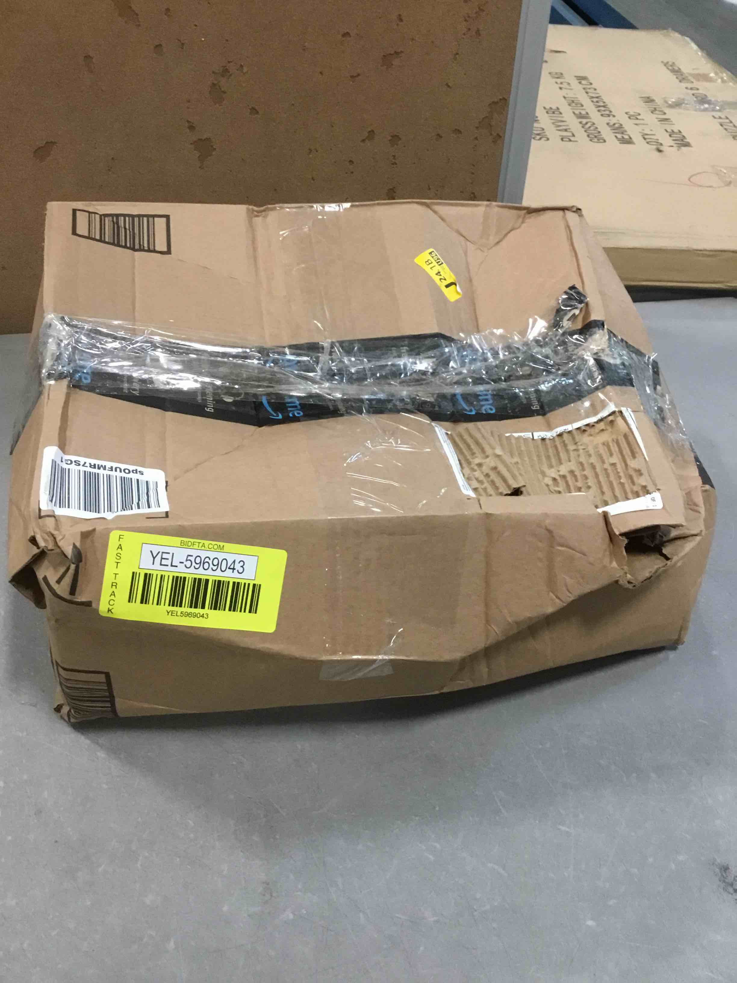 https://s3.amazonaws.com/lotting-images-prod/bidfta/YEL5969043_1709381276752.jpeg