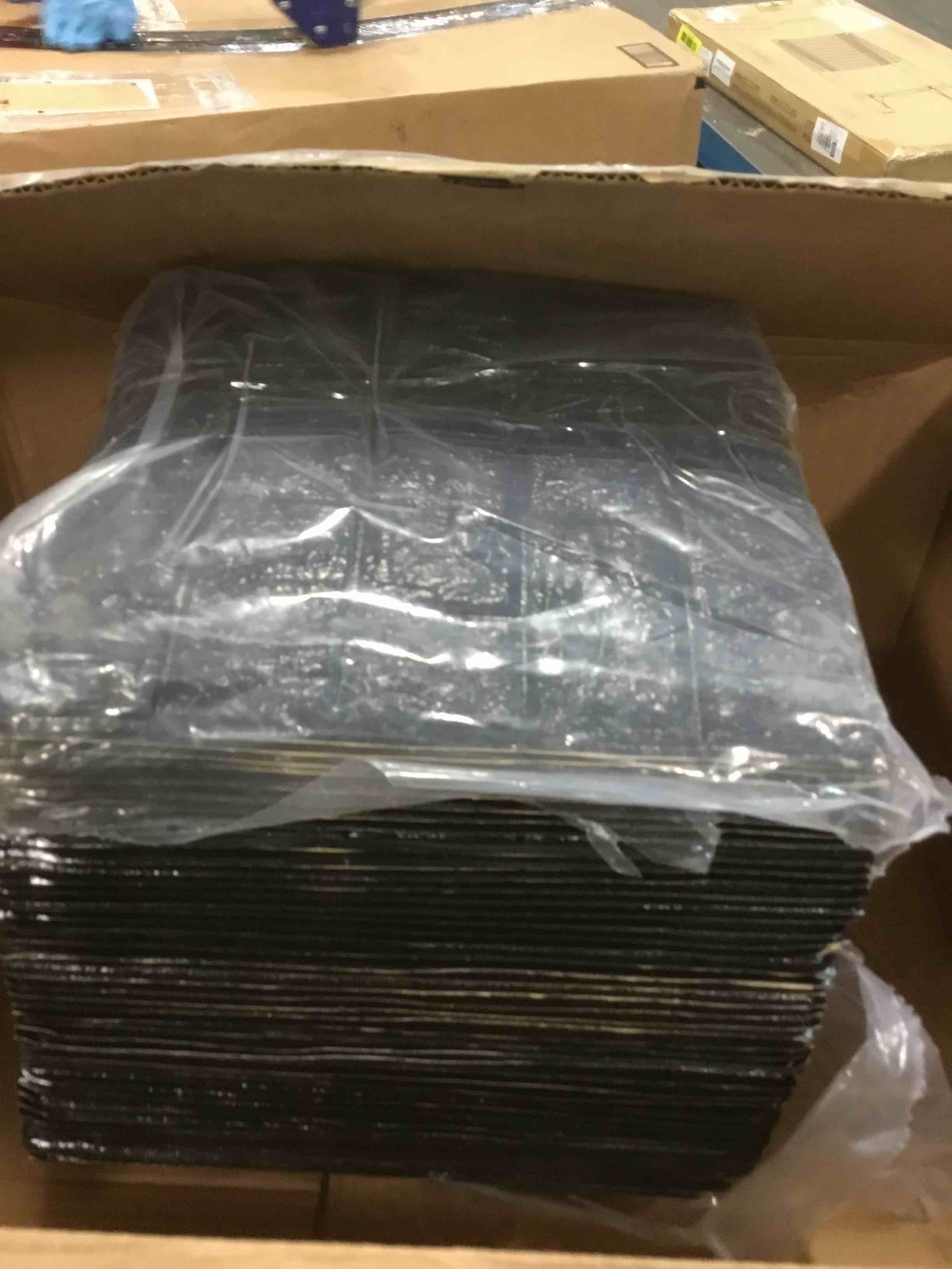 https://s3.amazonaws.com/lotting-images-prod/bidfta/YEL5969659_1709658228220.jpeg