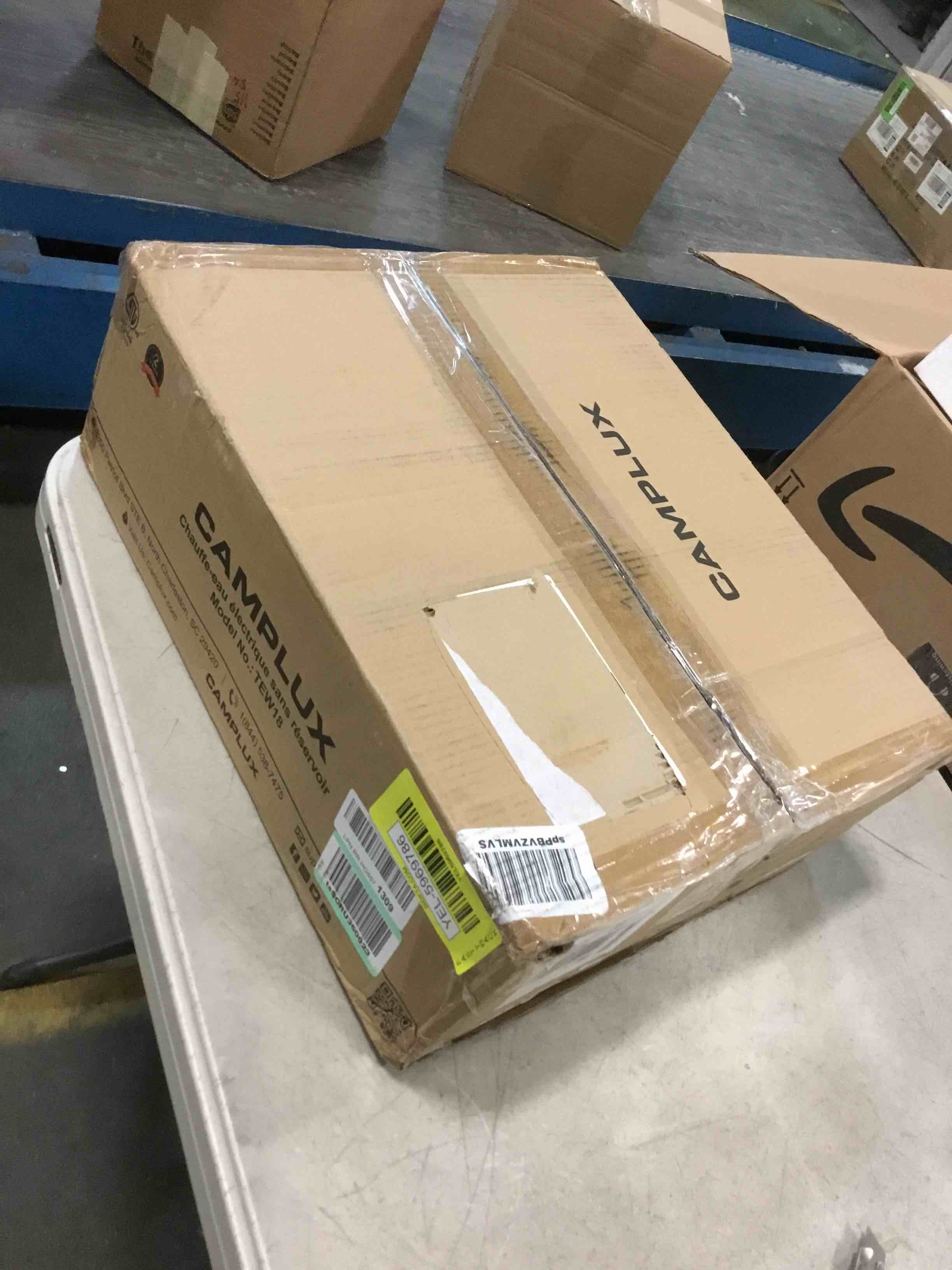 https://s3.amazonaws.com/lotting-images-prod/bidfta/YEL5969786_1709732257641.jpeg