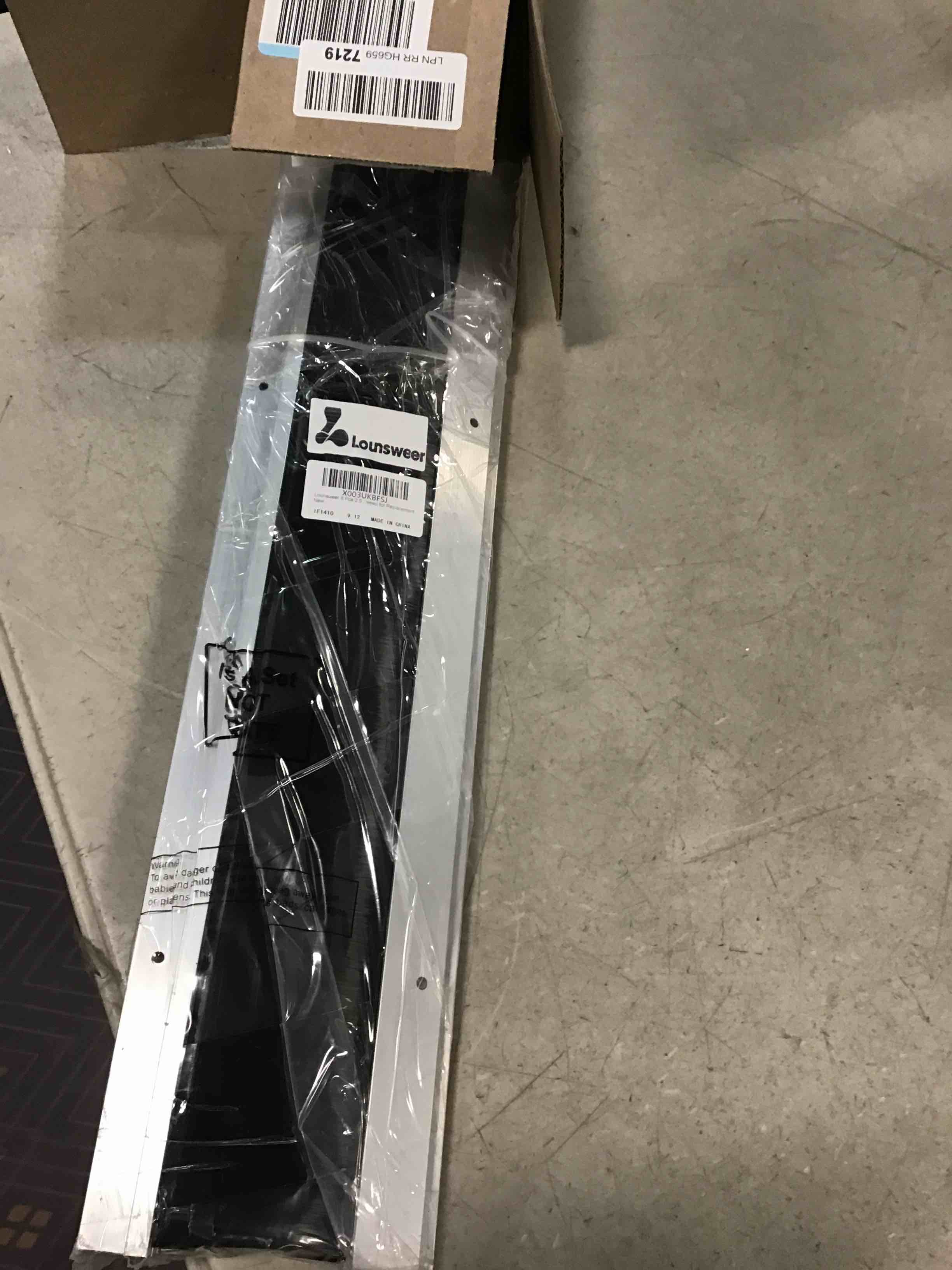 https://s3.amazonaws.com/lotting-images-prod/bidfta/YEL5970914_1709836529981.jpeg