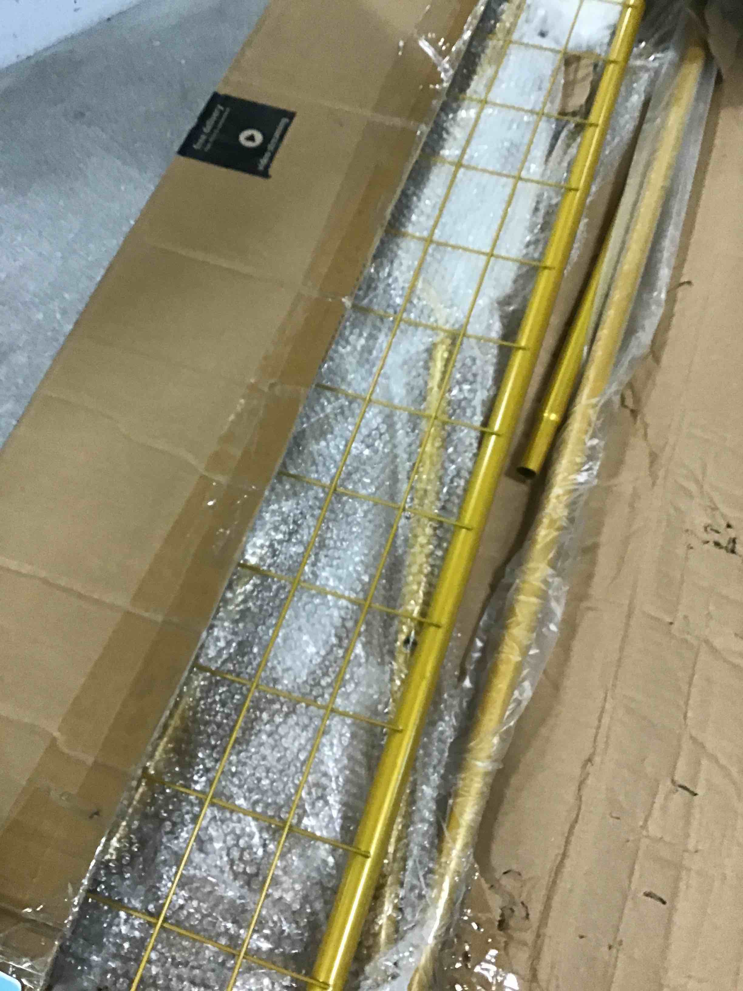 https://s3.amazonaws.com/lotting-images-prod/bidfta/YEL5971911_1710416547181.jpeg