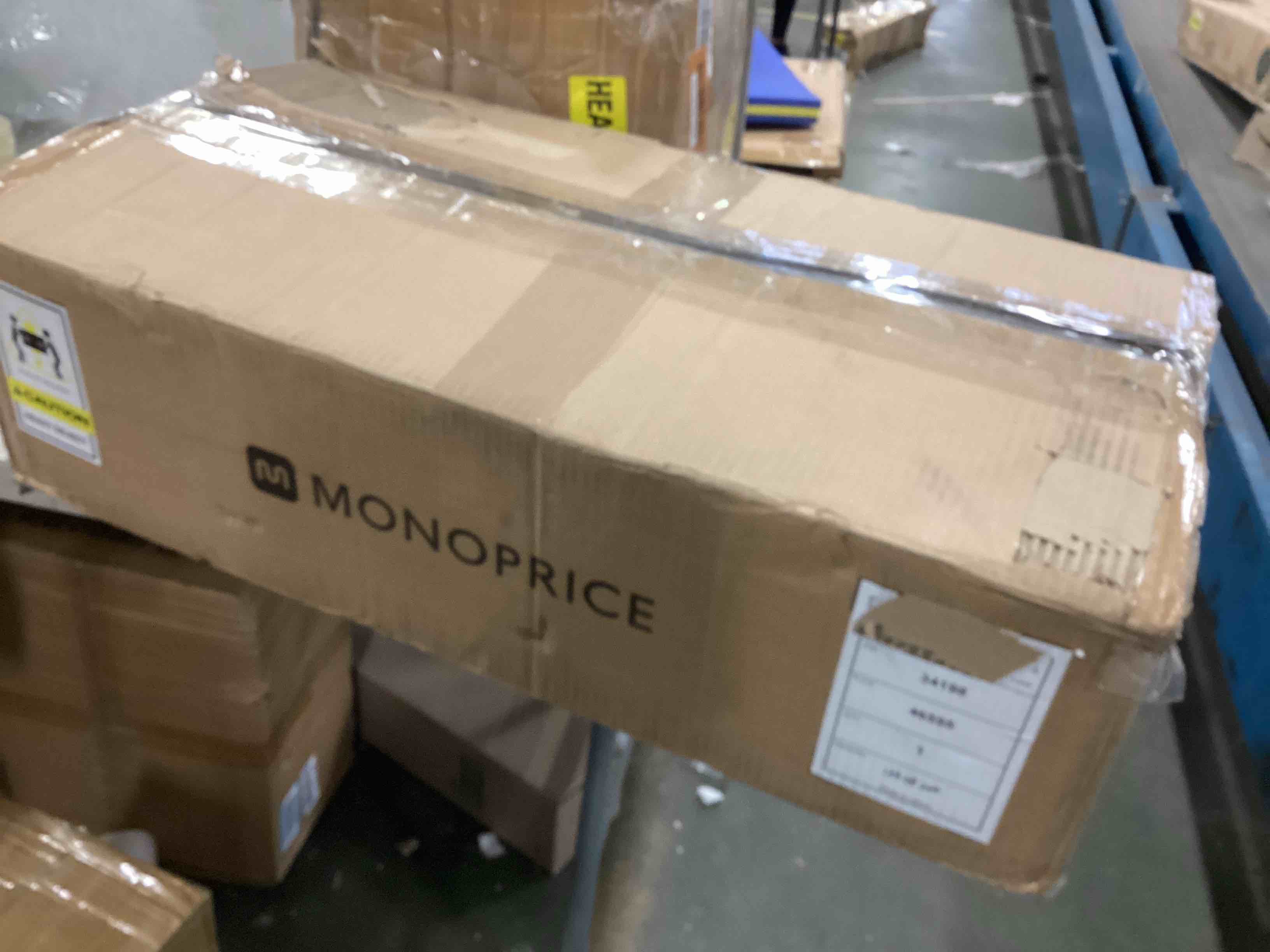 https://s3.amazonaws.com/lotting-images-prod/bidfta/YEL5972943_1709322334627.jpeg