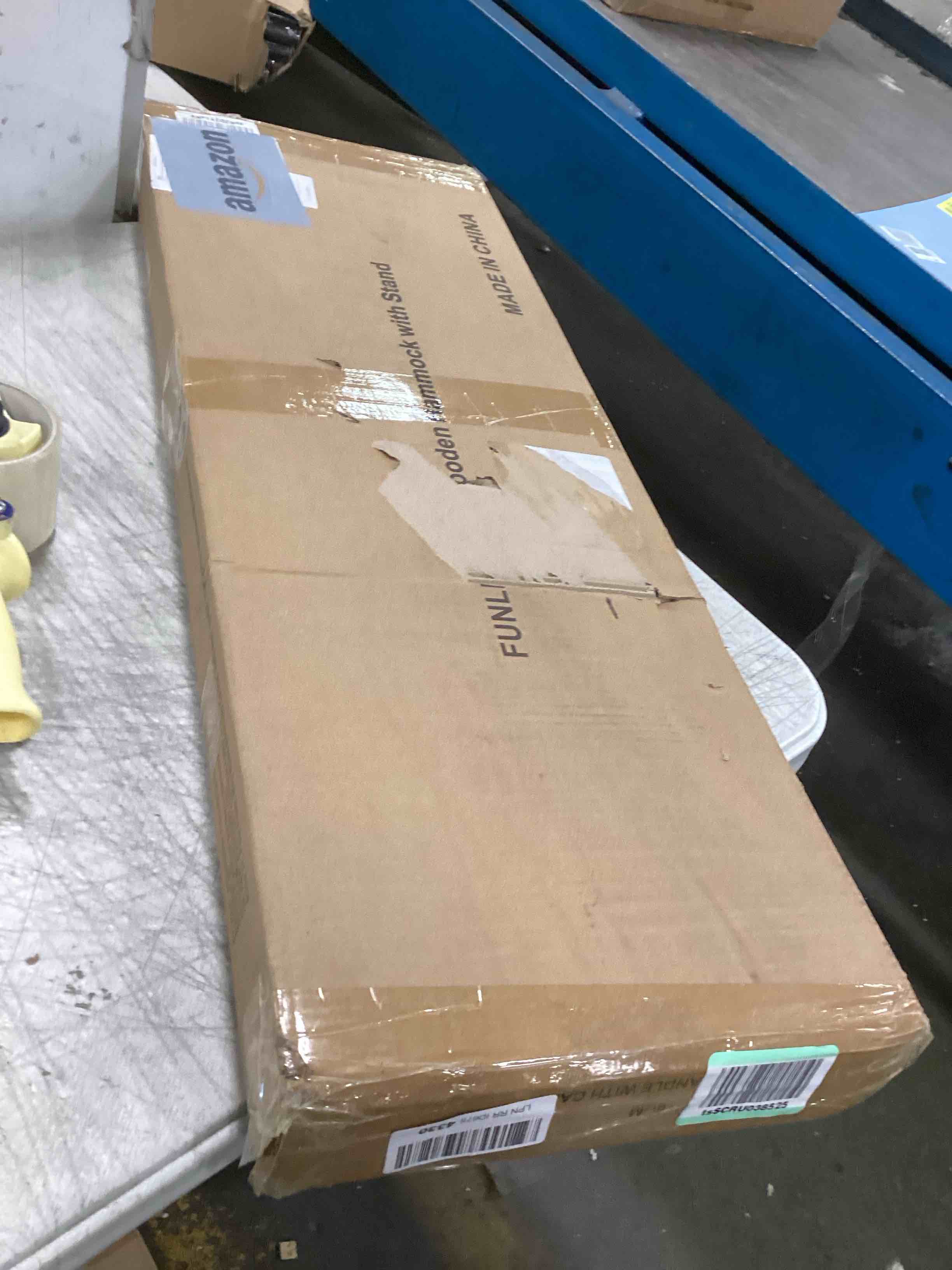 https://s3.amazonaws.com/lotting-images-prod/bidfta/YEL5973365_1709559961786.jpeg