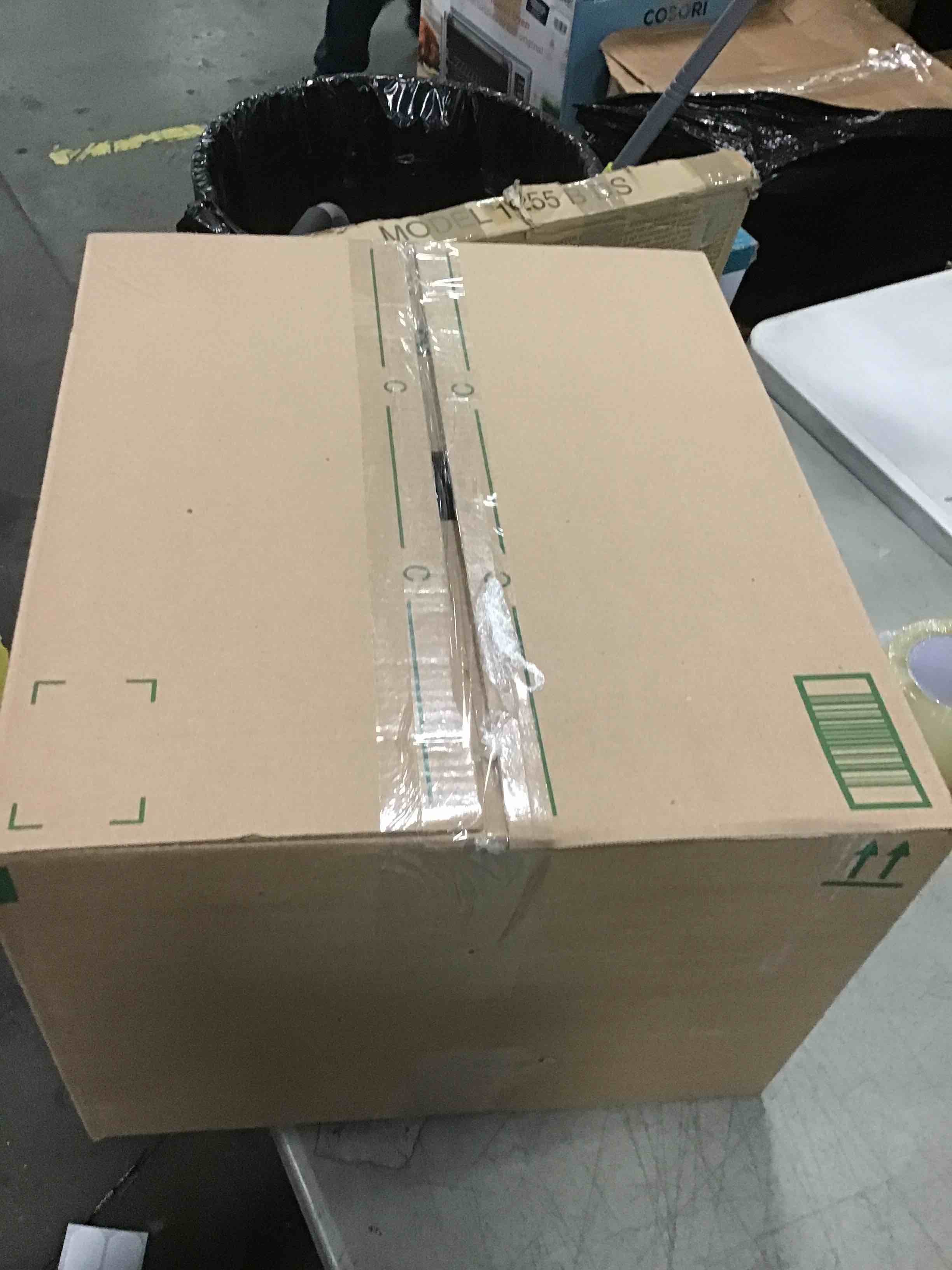 https://s3.amazonaws.com/lotting-images-prod/bidfta/YEL5973503_1709067026471.jpeg