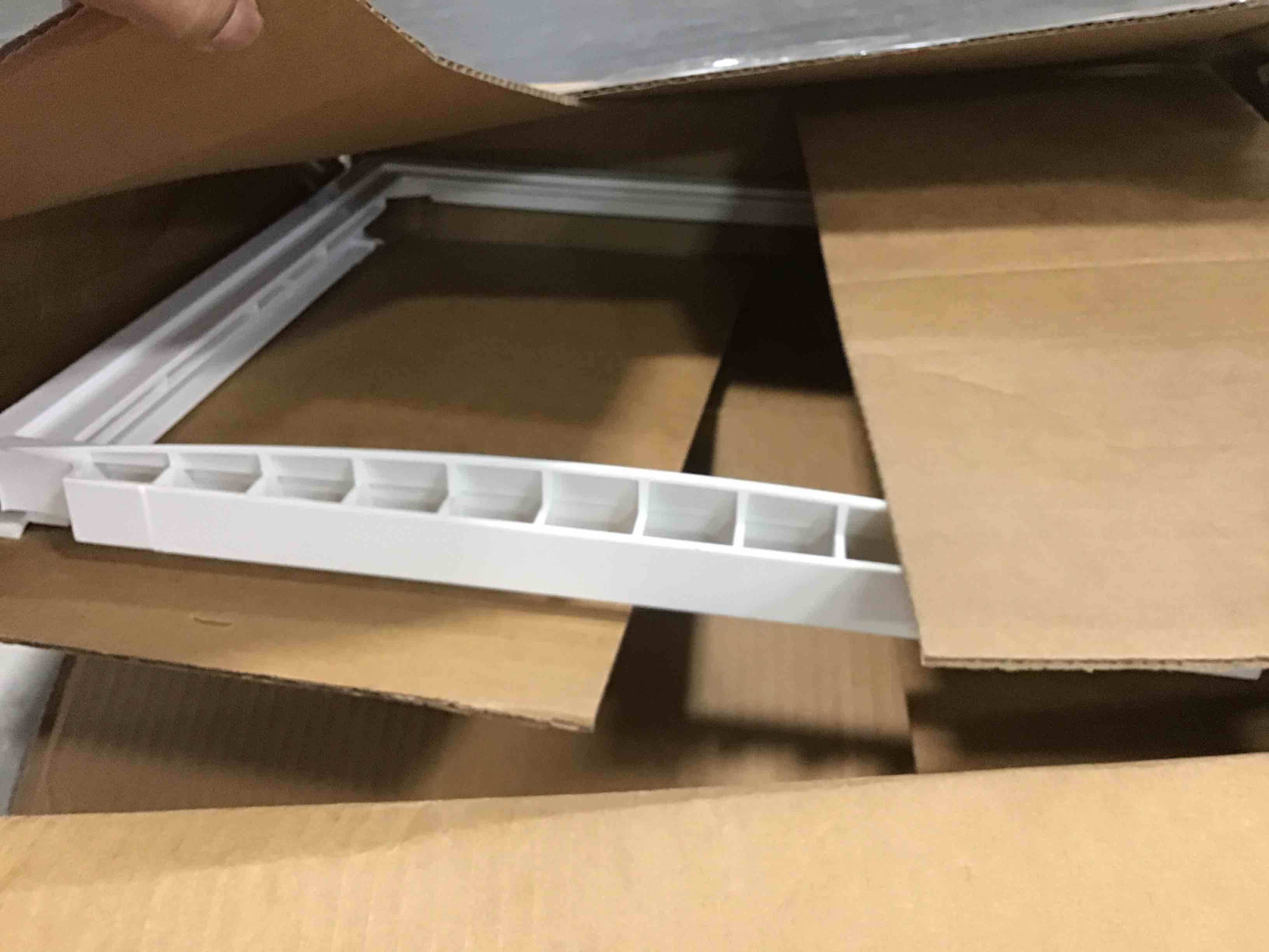 https://s3.amazonaws.com/lotting-images-prod/bidfta/YEL5974437_1709480320703.jpeg