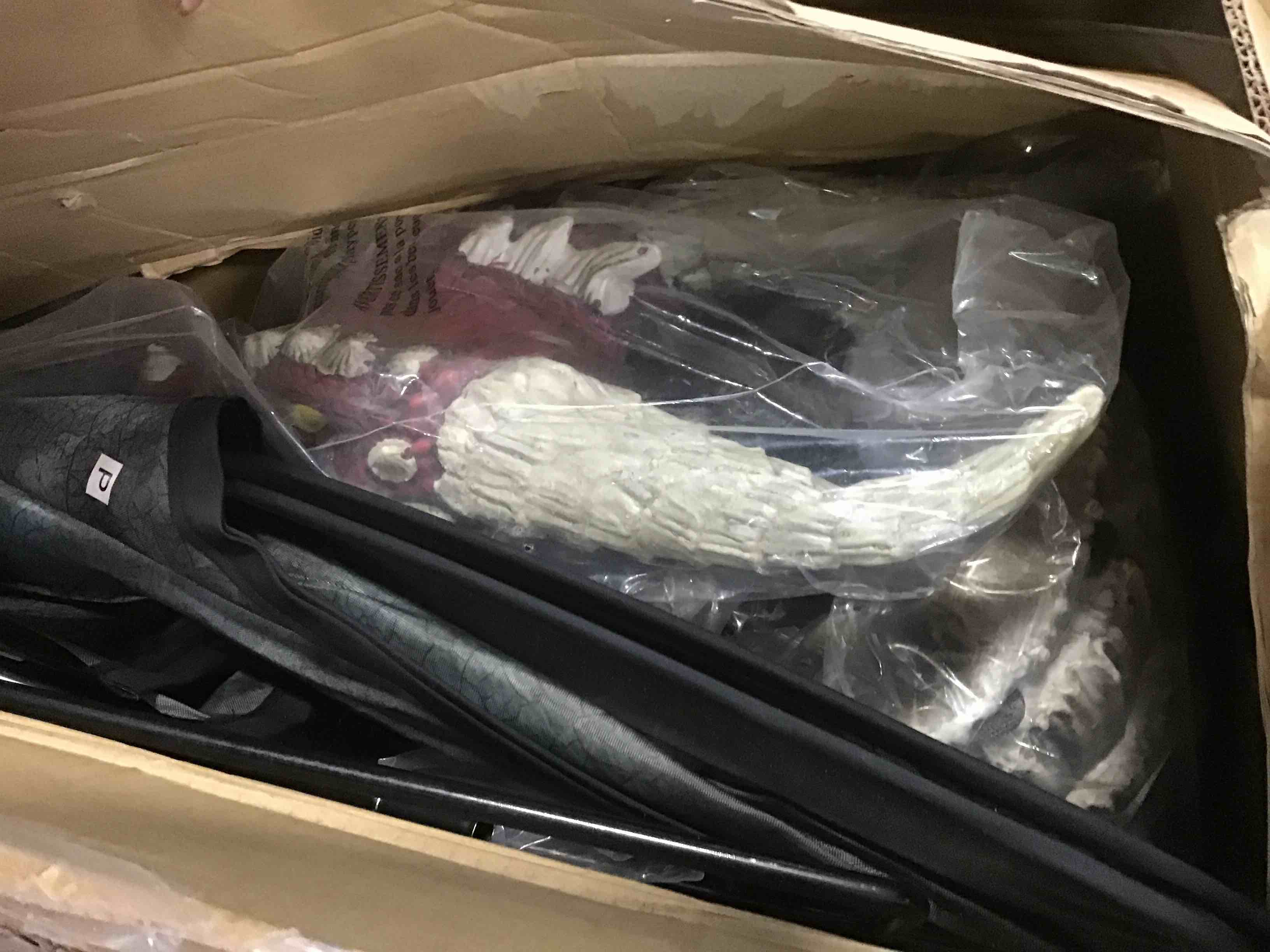 https://s3.amazonaws.com/lotting-images-prod/bidfta/YEL5974528_1709489992698.jpeg
