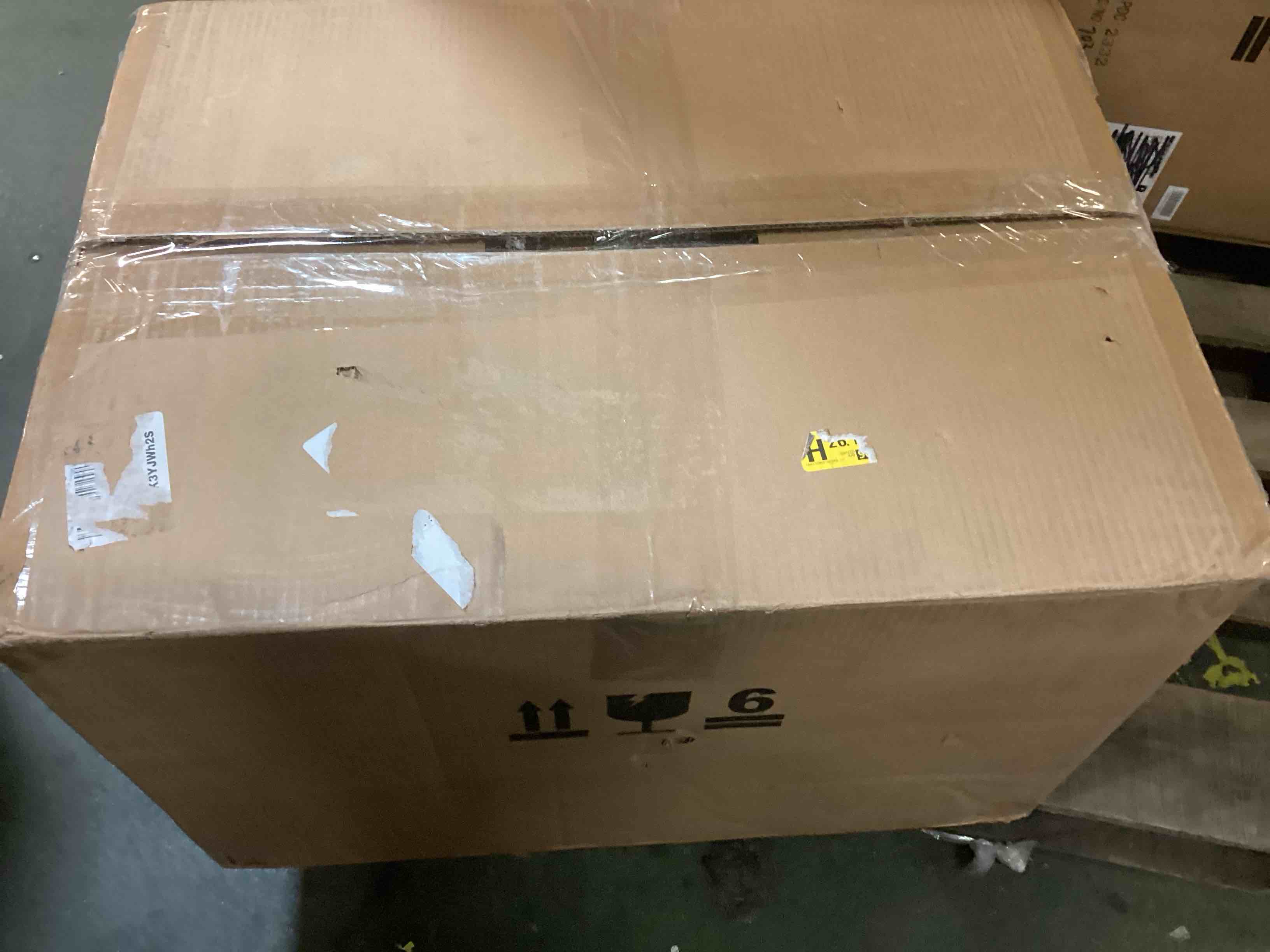 https://s3.amazonaws.com/lotting-images-prod/bidfta/YEL5975052_1709066346522.jpeg
