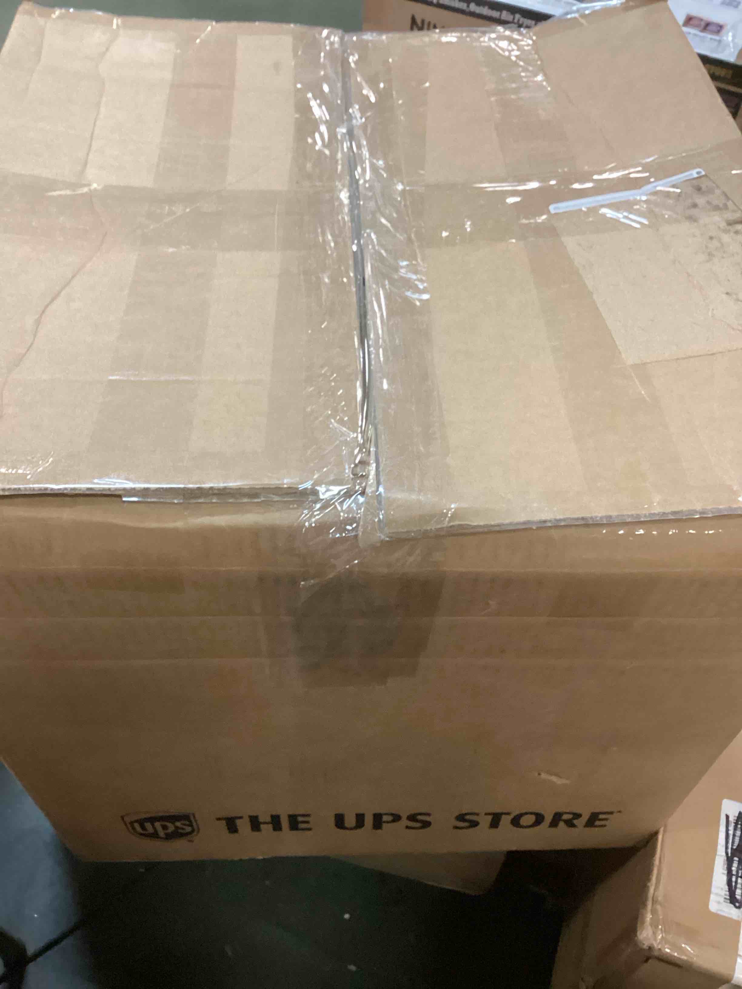 https://s3.amazonaws.com/lotting-images-prod/bidfta/YEL5975054_1709066743676.jpeg