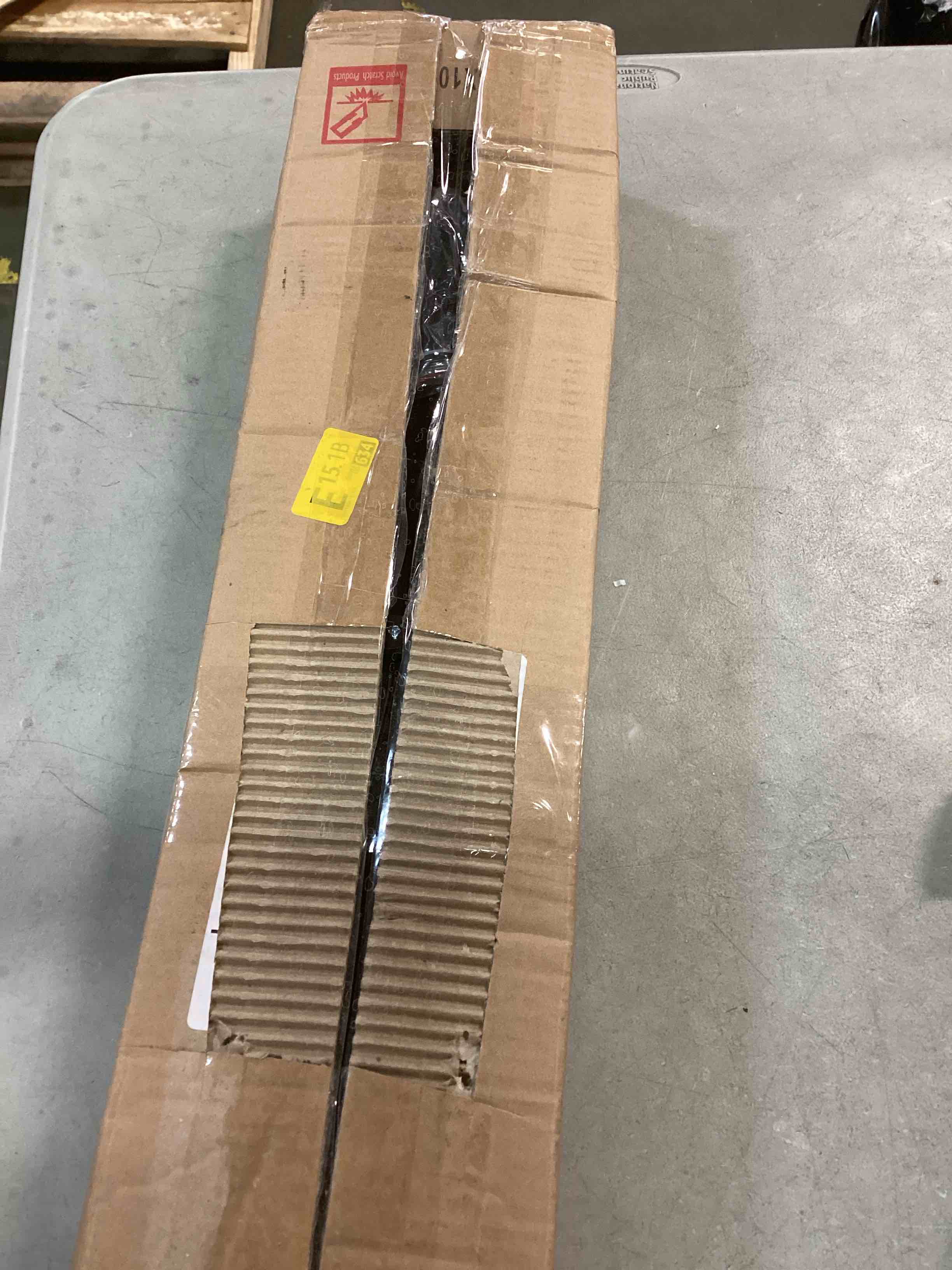 https://s3.amazonaws.com/lotting-images-prod/bidfta/YEL5975135_1709129734683.jpeg