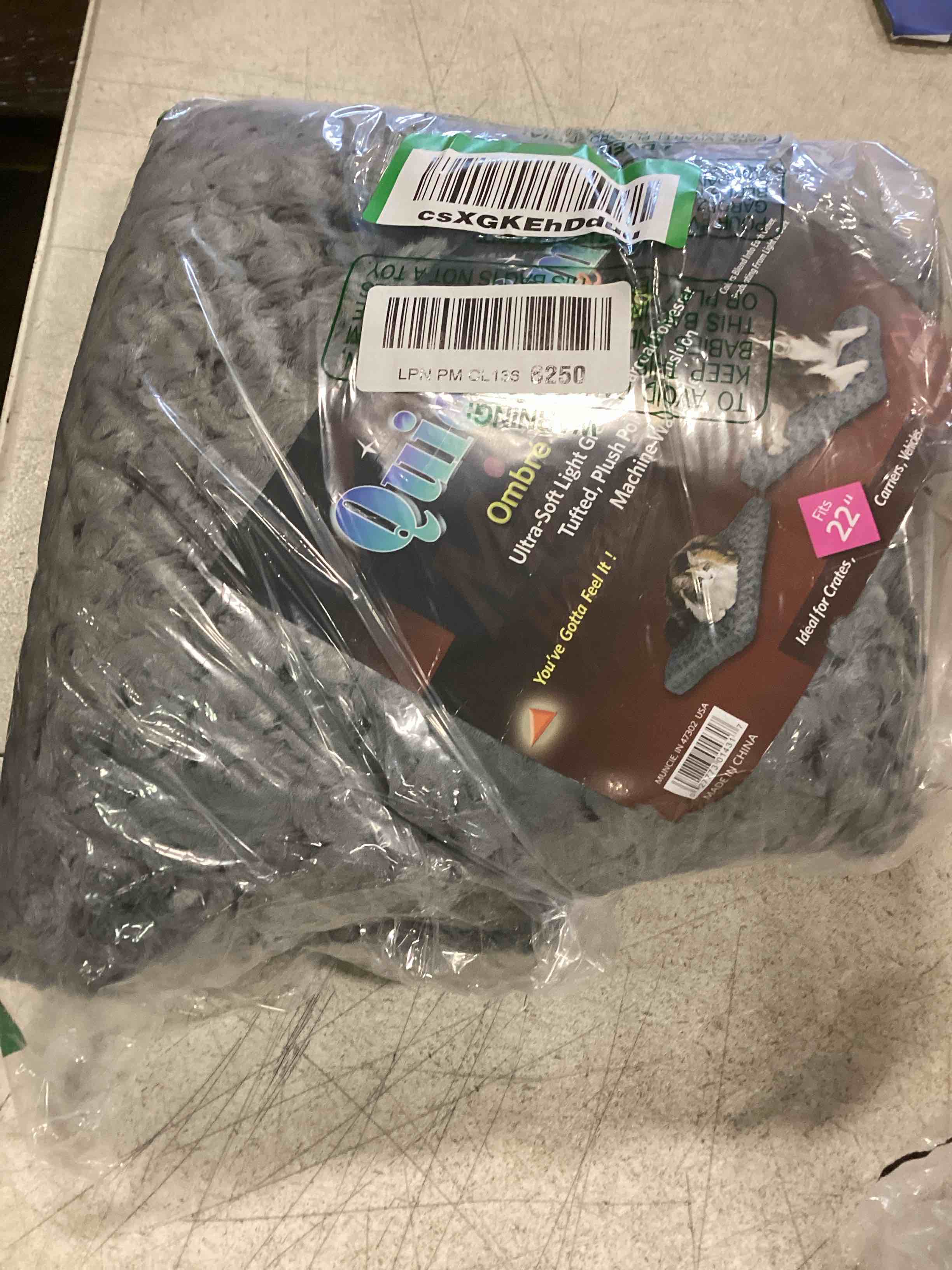 https://s3.amazonaws.com/lotting-images-prod/bidfta/YEL5975881_1709477819515.jpeg