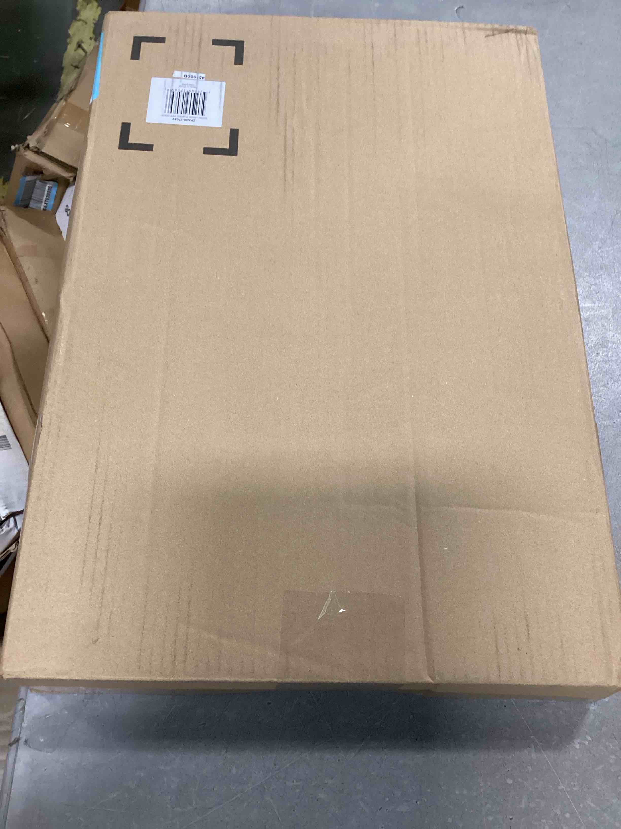 https://s3.amazonaws.com/lotting-images-prod/bidfta/YEL5976428_1709659595525.jpeg