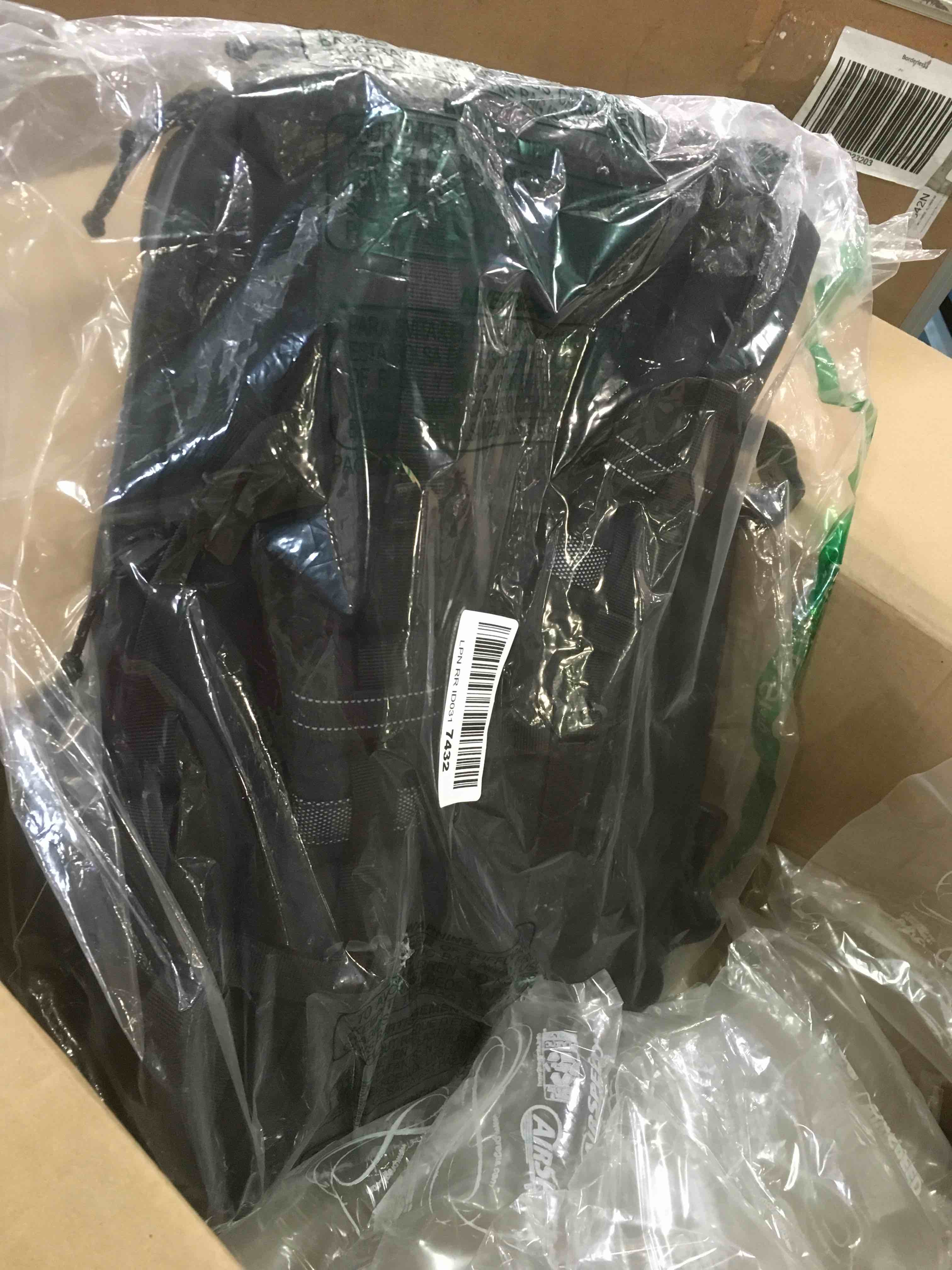 https://s3.amazonaws.com/lotting-images-prod/bidfta/YEL5976500_1708890863621.jpeg