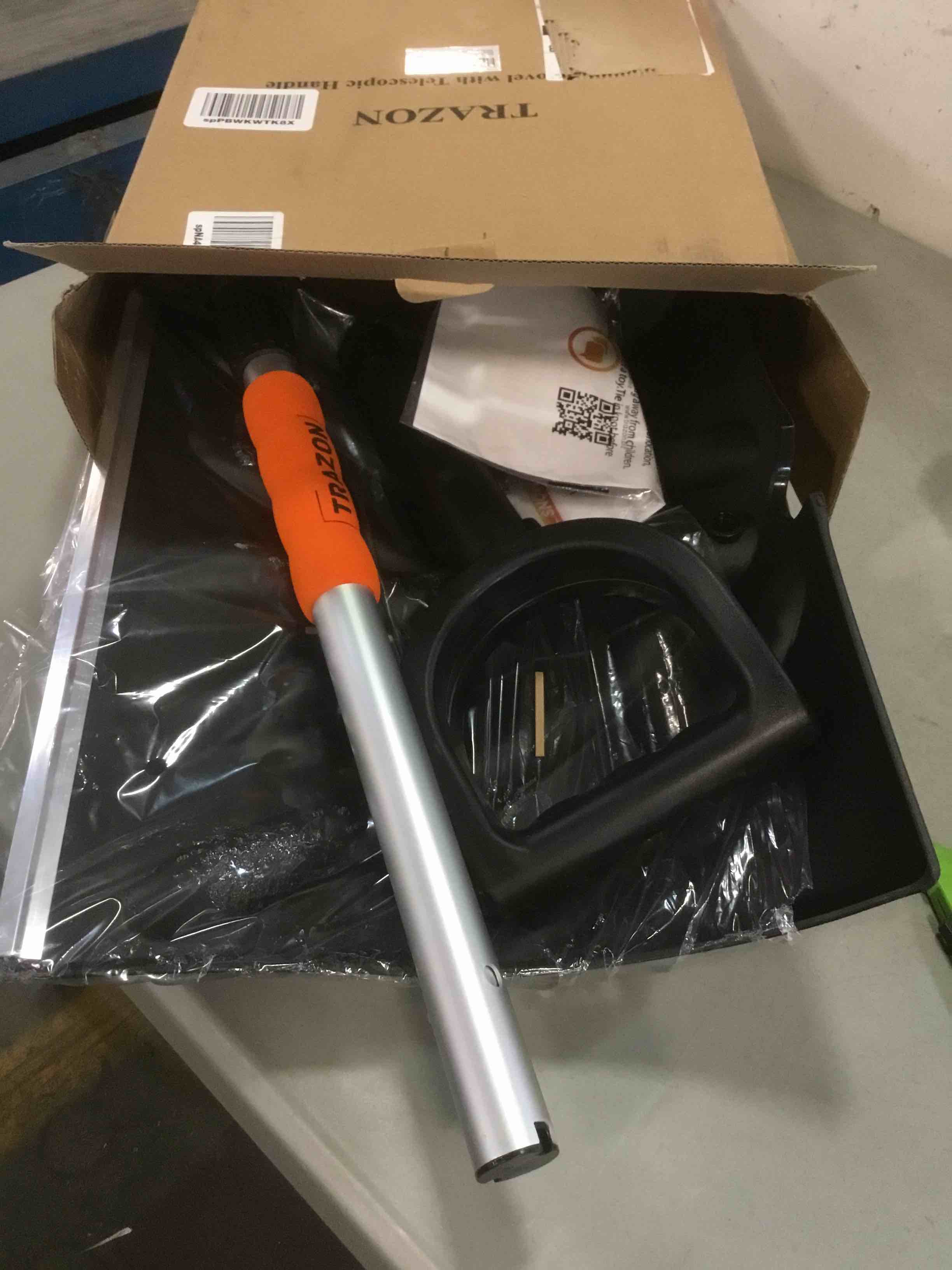 https://s3.amazonaws.com/lotting-images-prod/bidfta/YEL5976824_1709045337557.jpeg