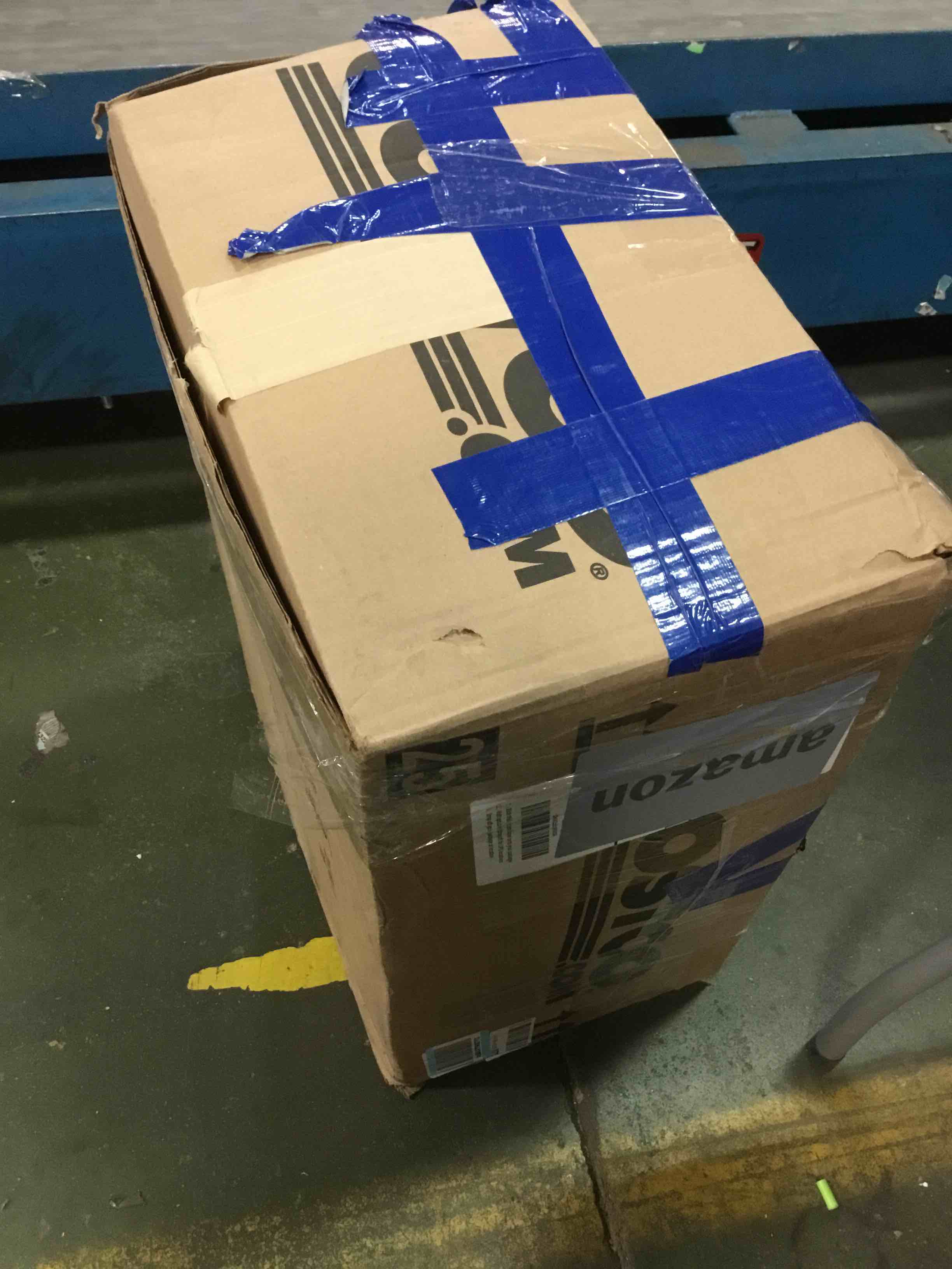 https://s3.amazonaws.com/lotting-images-prod/bidfta/YEL5976906_1709057640989.jpeg