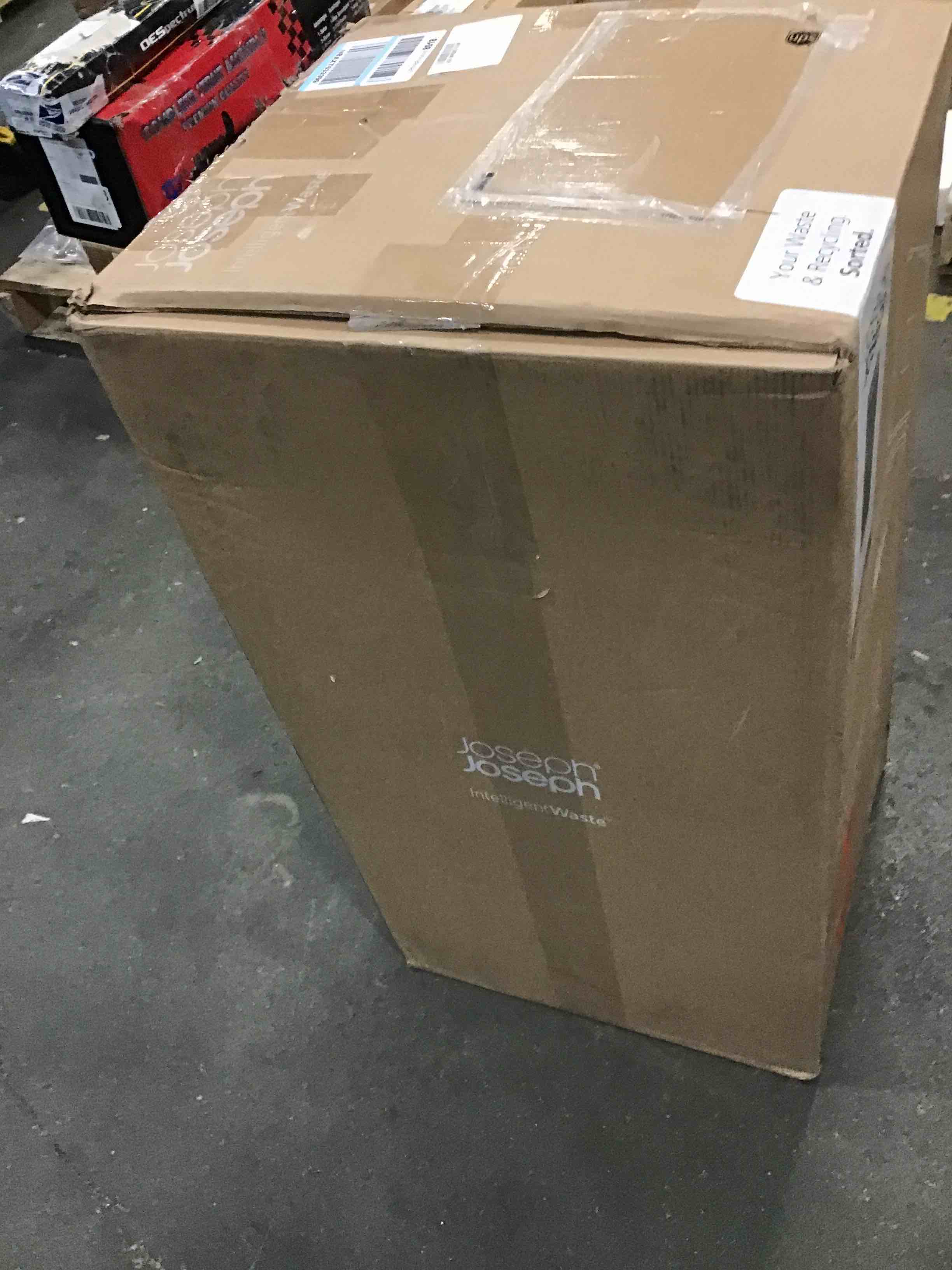 https://s3.amazonaws.com/lotting-images-prod/bidfta/YEL5978185_1708949147598.jpeg