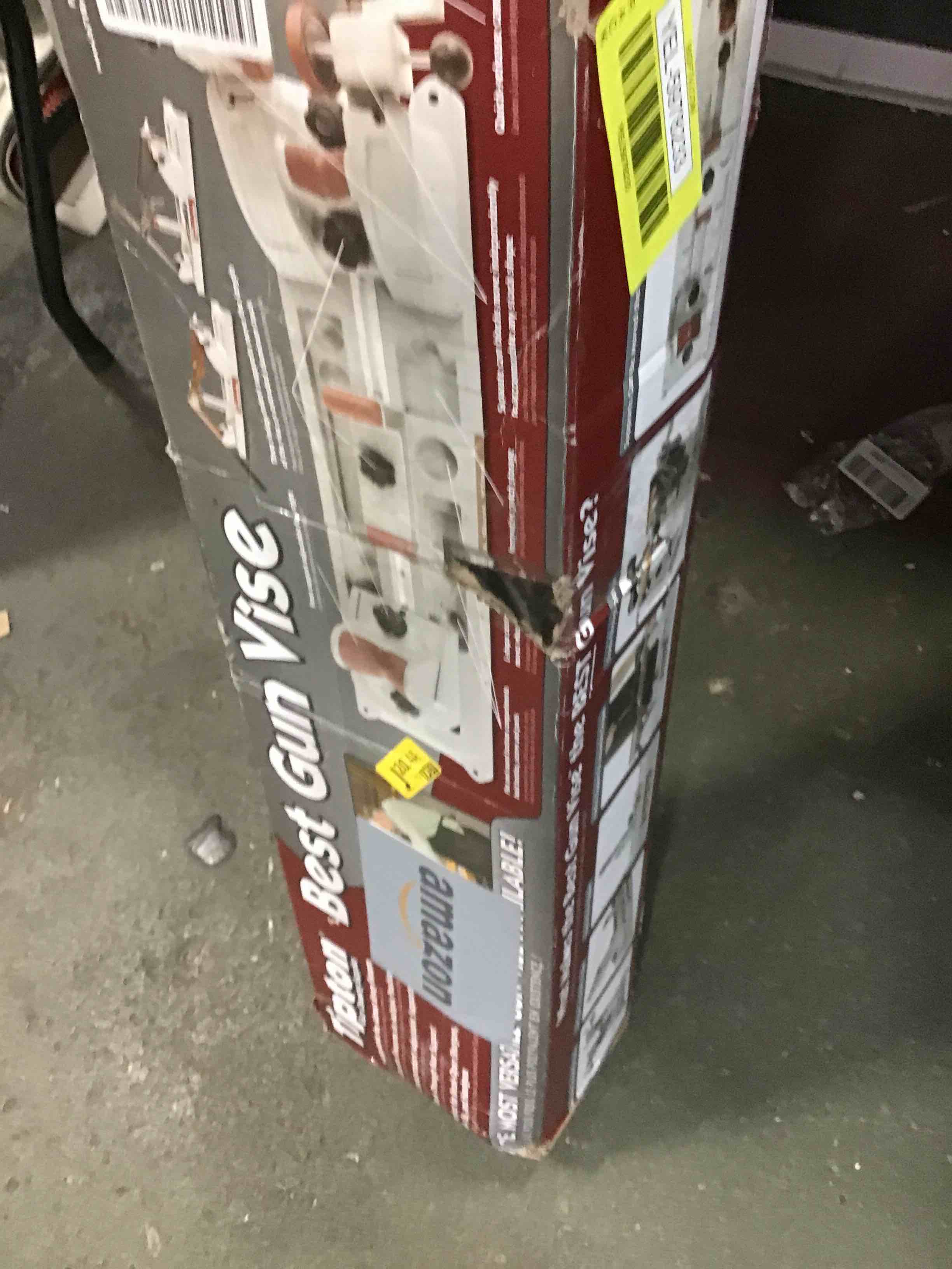 https://s3.amazonaws.com/lotting-images-prod/bidfta/YEL5978233_1708953834212.jpeg