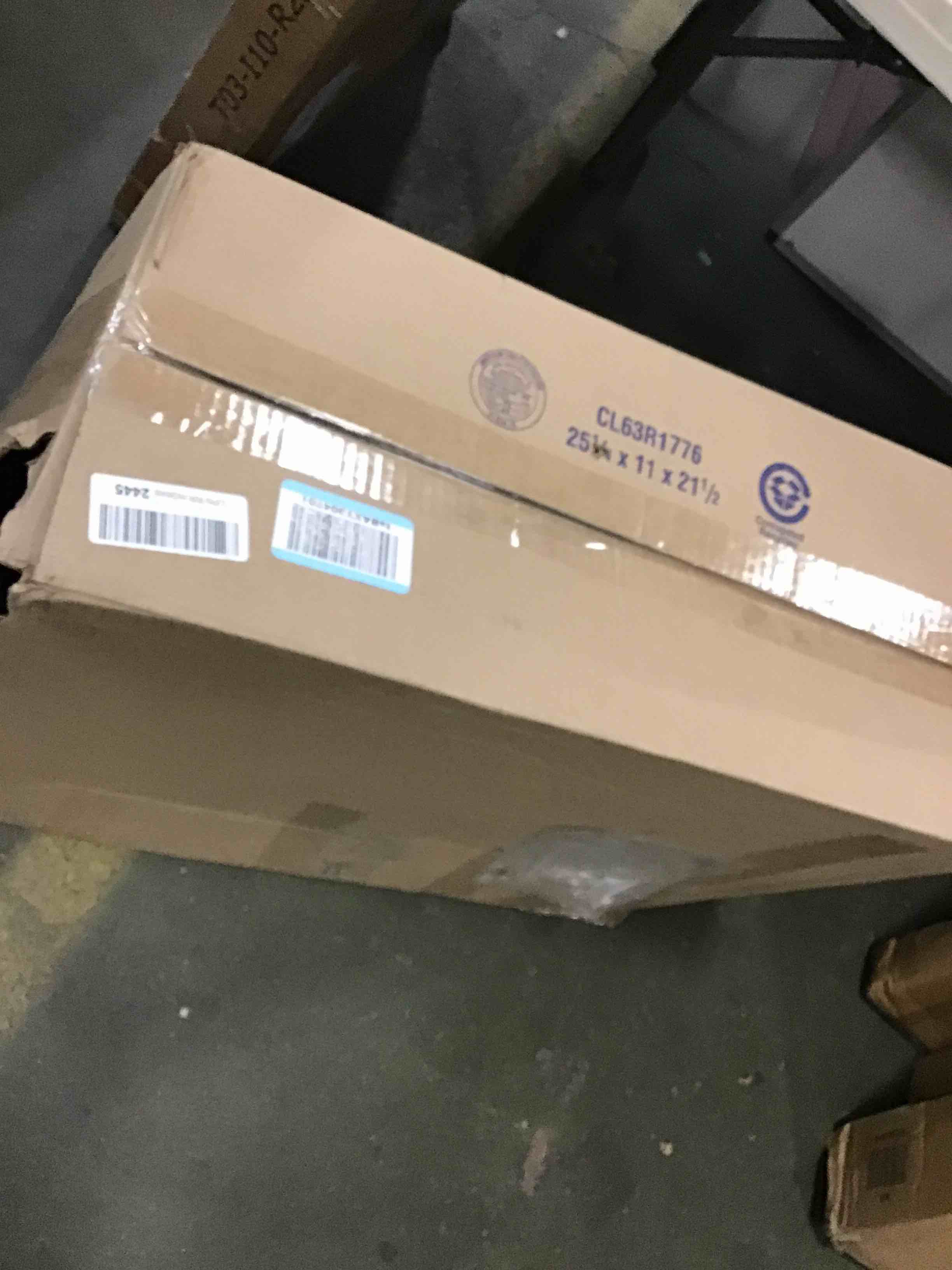 https://s3.amazonaws.com/lotting-images-prod/bidfta/YEL5978662_1709037797059.jpeg