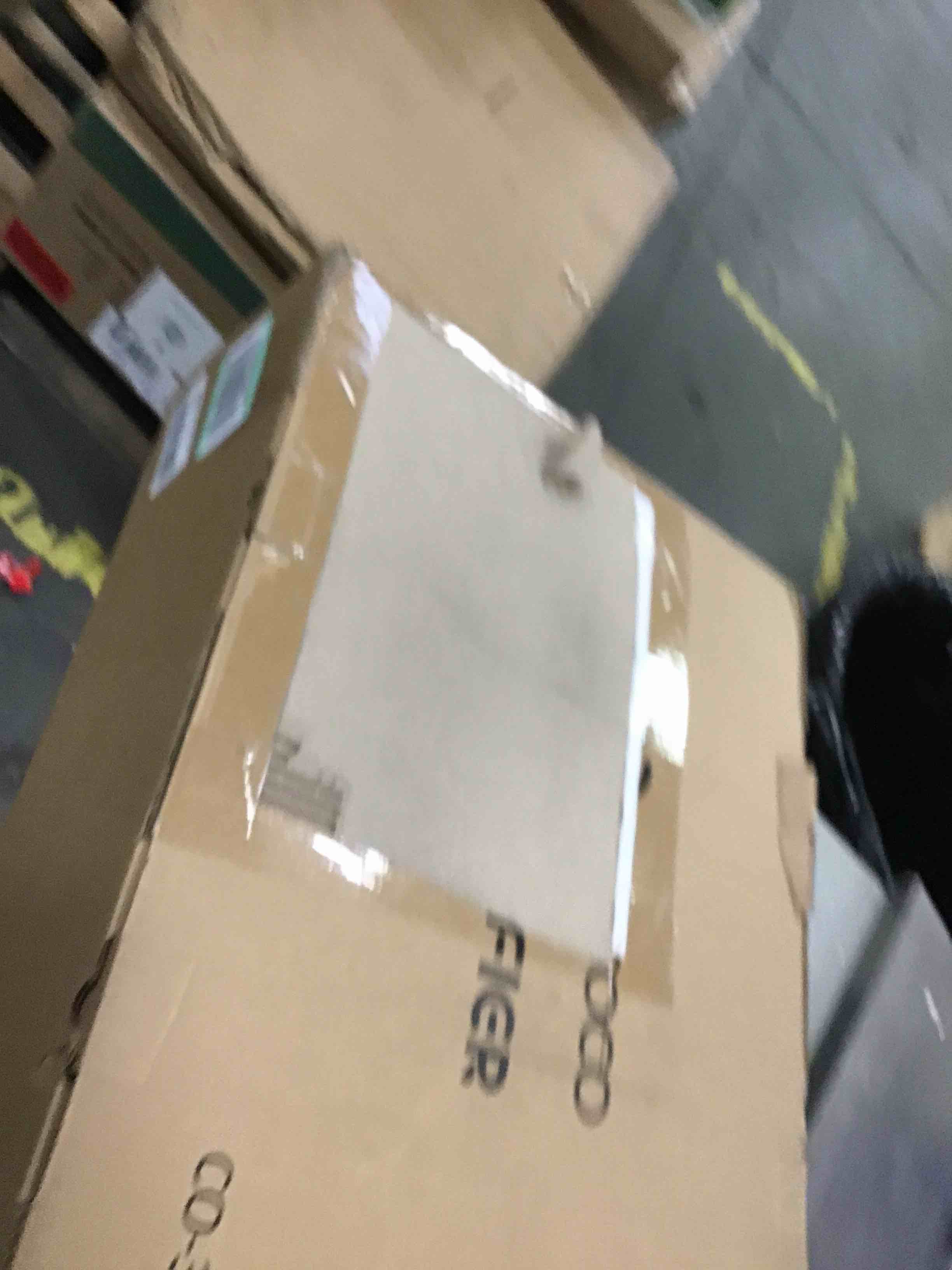 https://s3.amazonaws.com/lotting-images-prod/bidfta/YEL5979284_1709139342297.jpeg