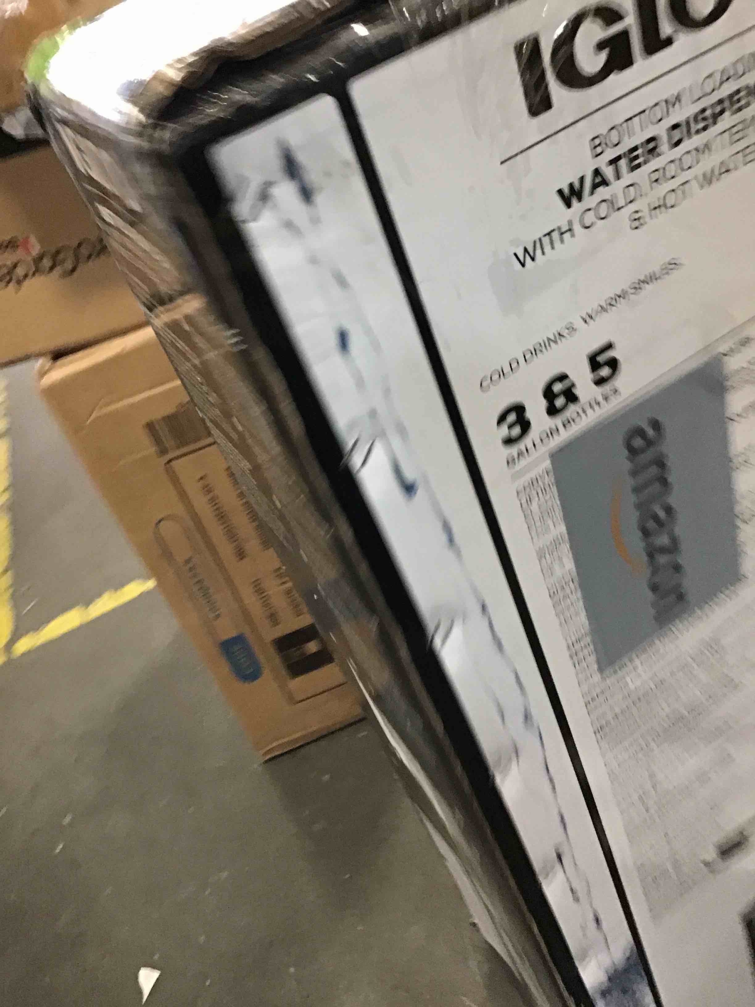 https://s3.amazonaws.com/lotting-images-prod/bidfta/YEL5979325_1709141953743.jpeg