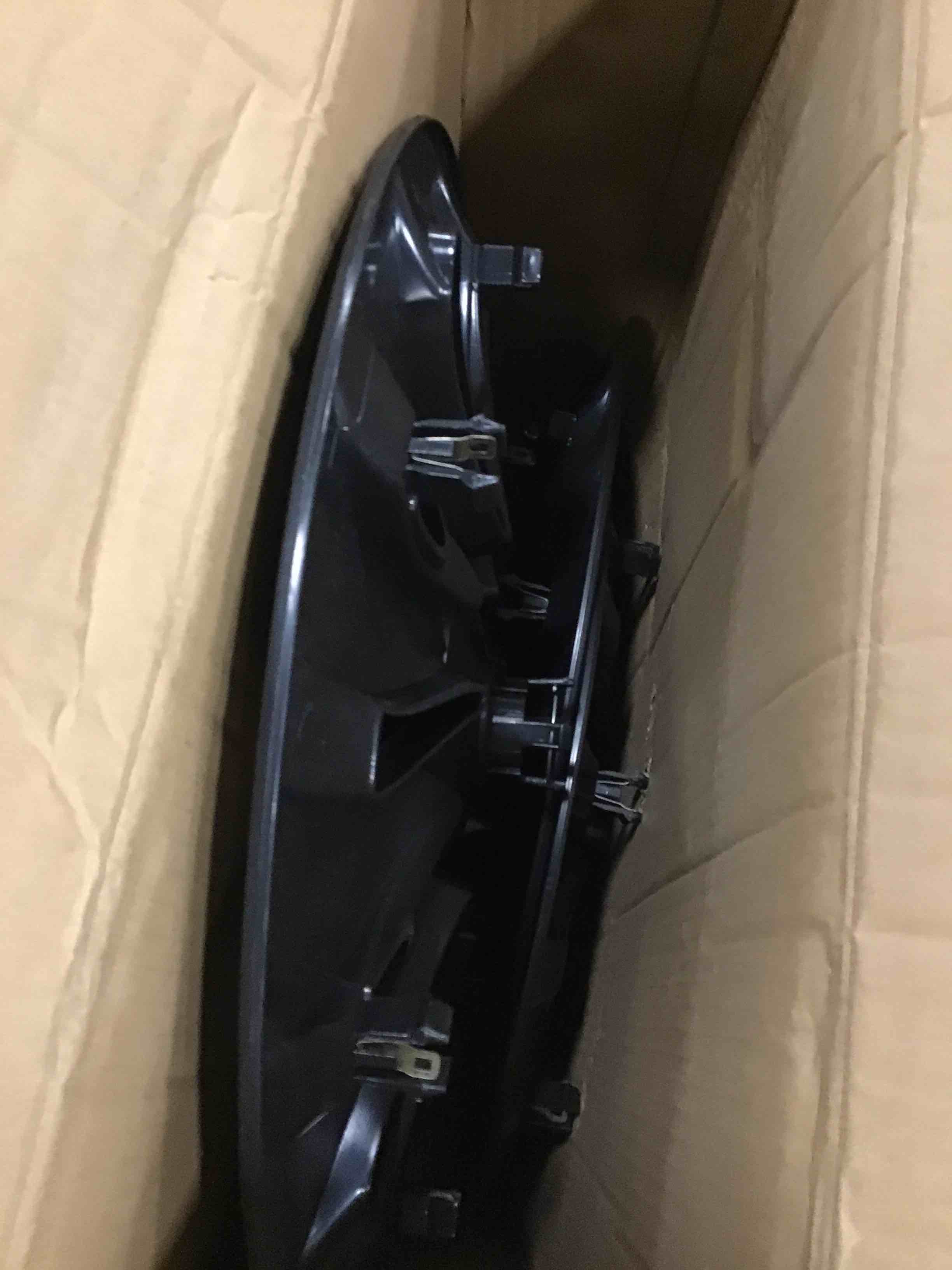 https://s3.amazonaws.com/lotting-images-prod/bidfta/YEL5979368_1709146645974.jpeg