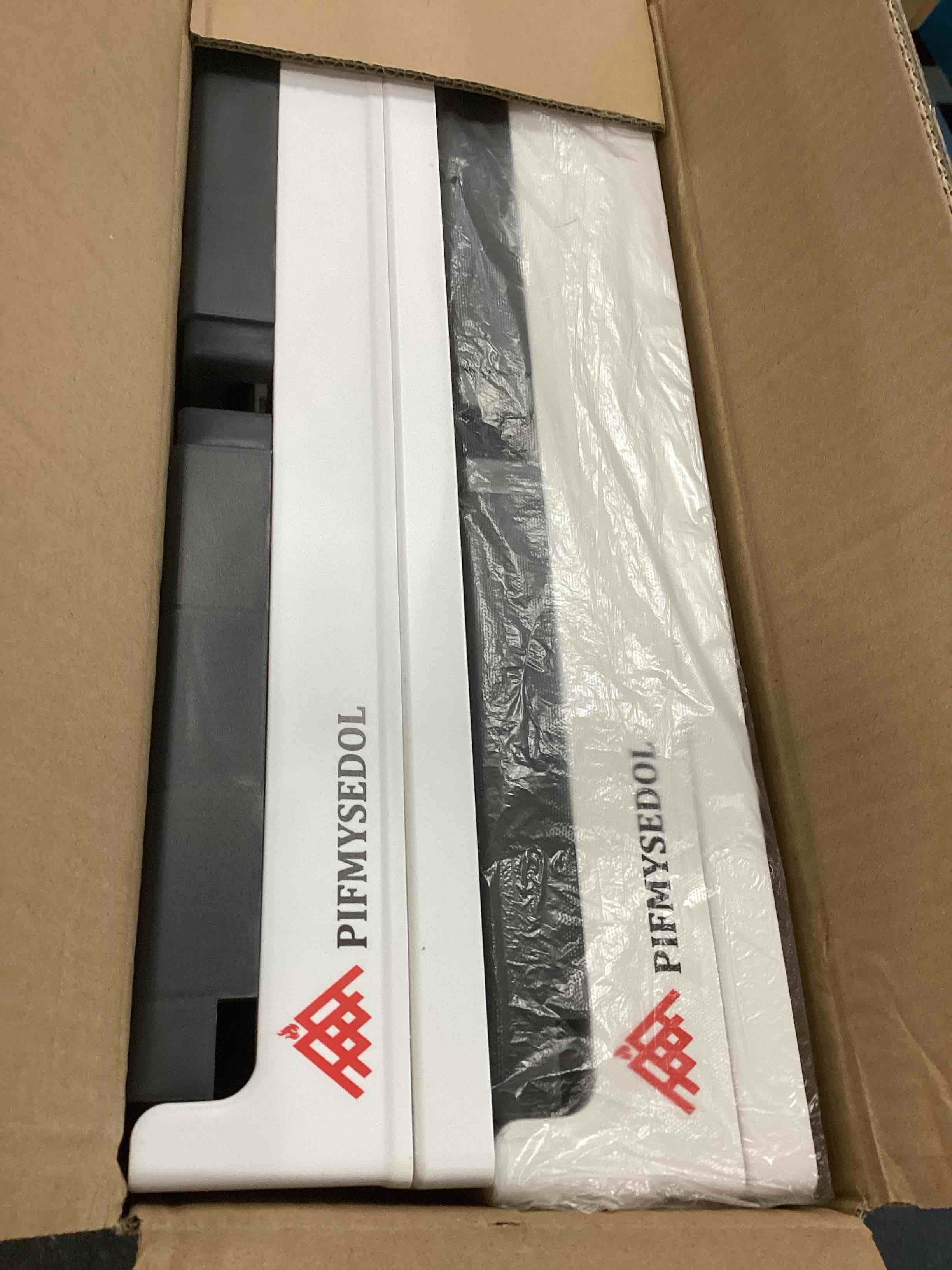 https://s3.amazonaws.com/lotting-images-prod/bidfta/YEL5979512_1709049356608.jpeg