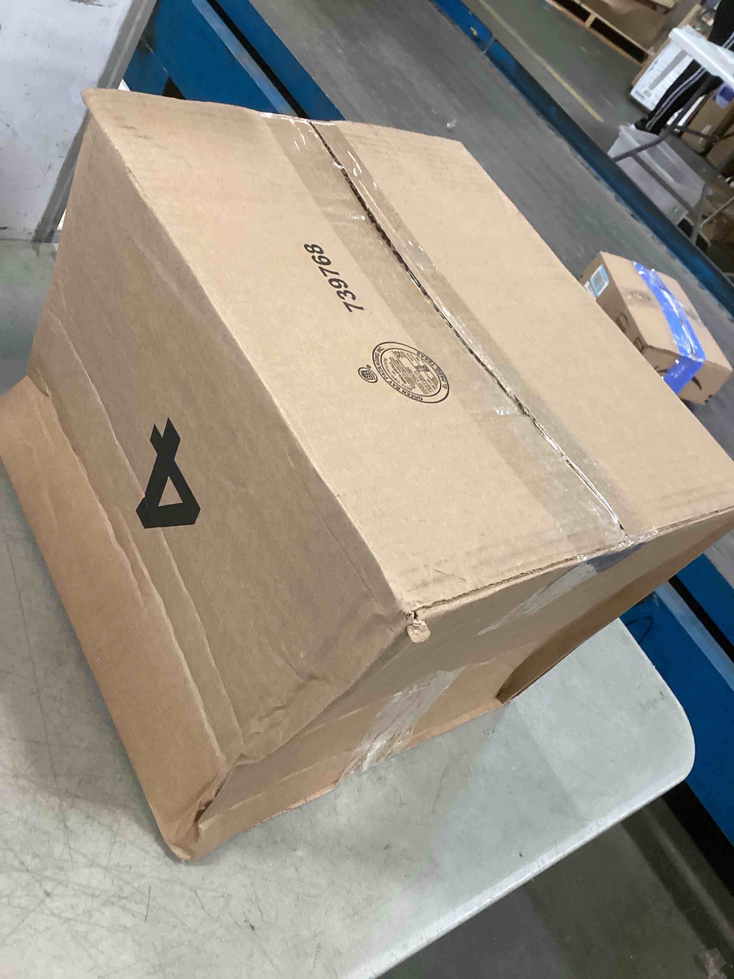 https://s3.amazonaws.com/lotting-images-prod/bidfta/YEL5979931_1709212061196.jpeg