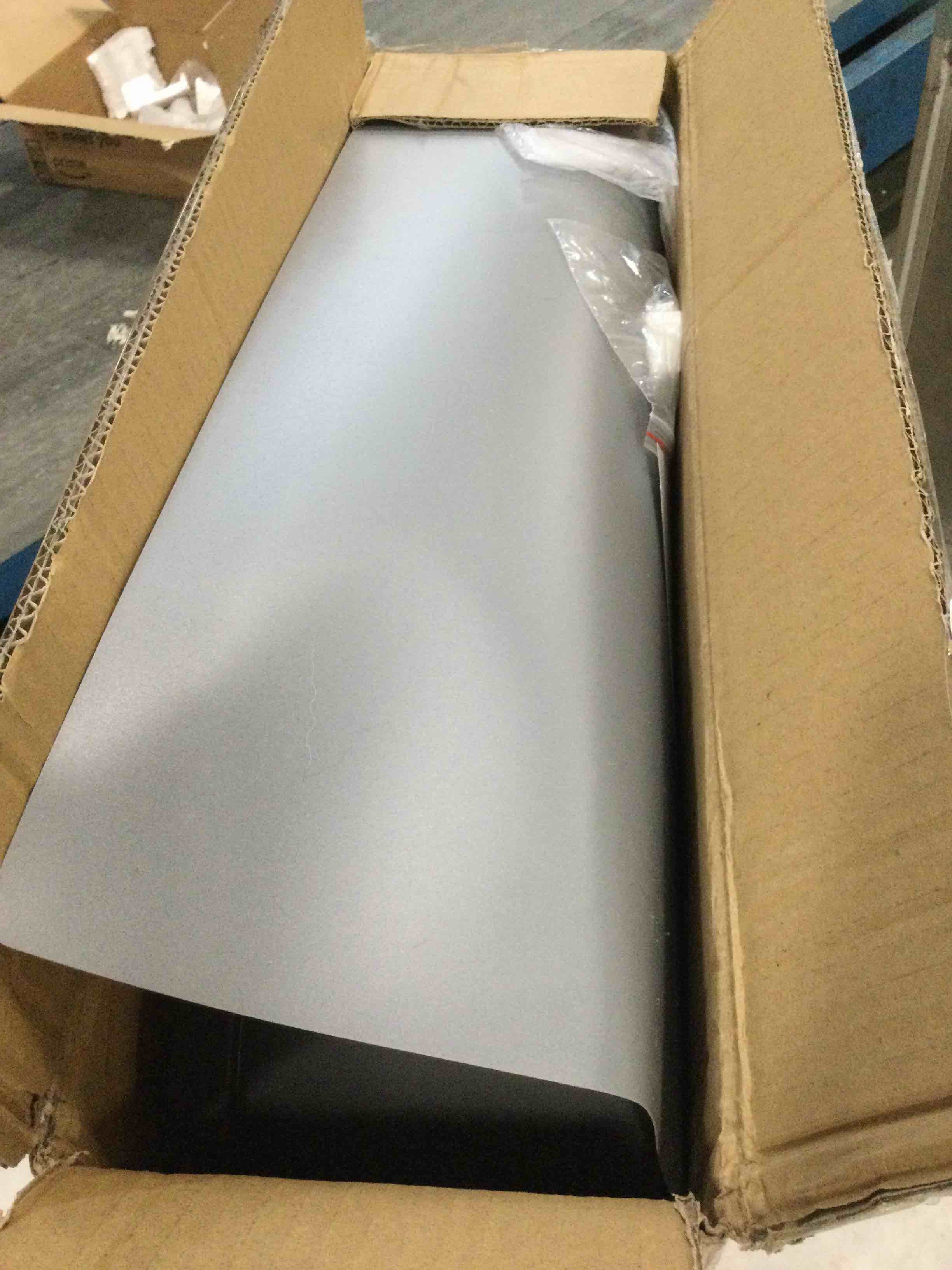 https://s3.amazonaws.com/lotting-images-prod/bidfta/YEL5980412_1709381534464.jpeg