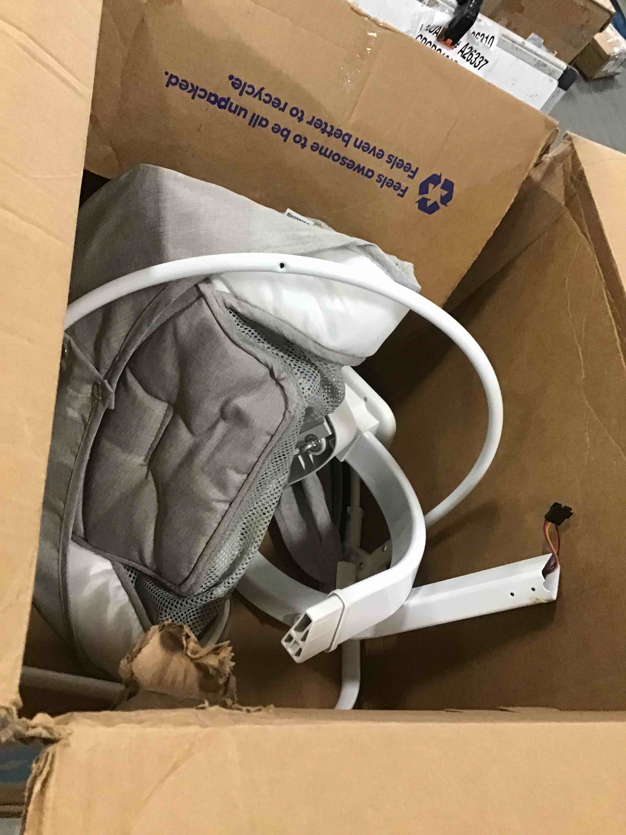 https://s3.amazonaws.com/lotting-images-prod/bidfta/YEL5981016_1708961092308.jpeg