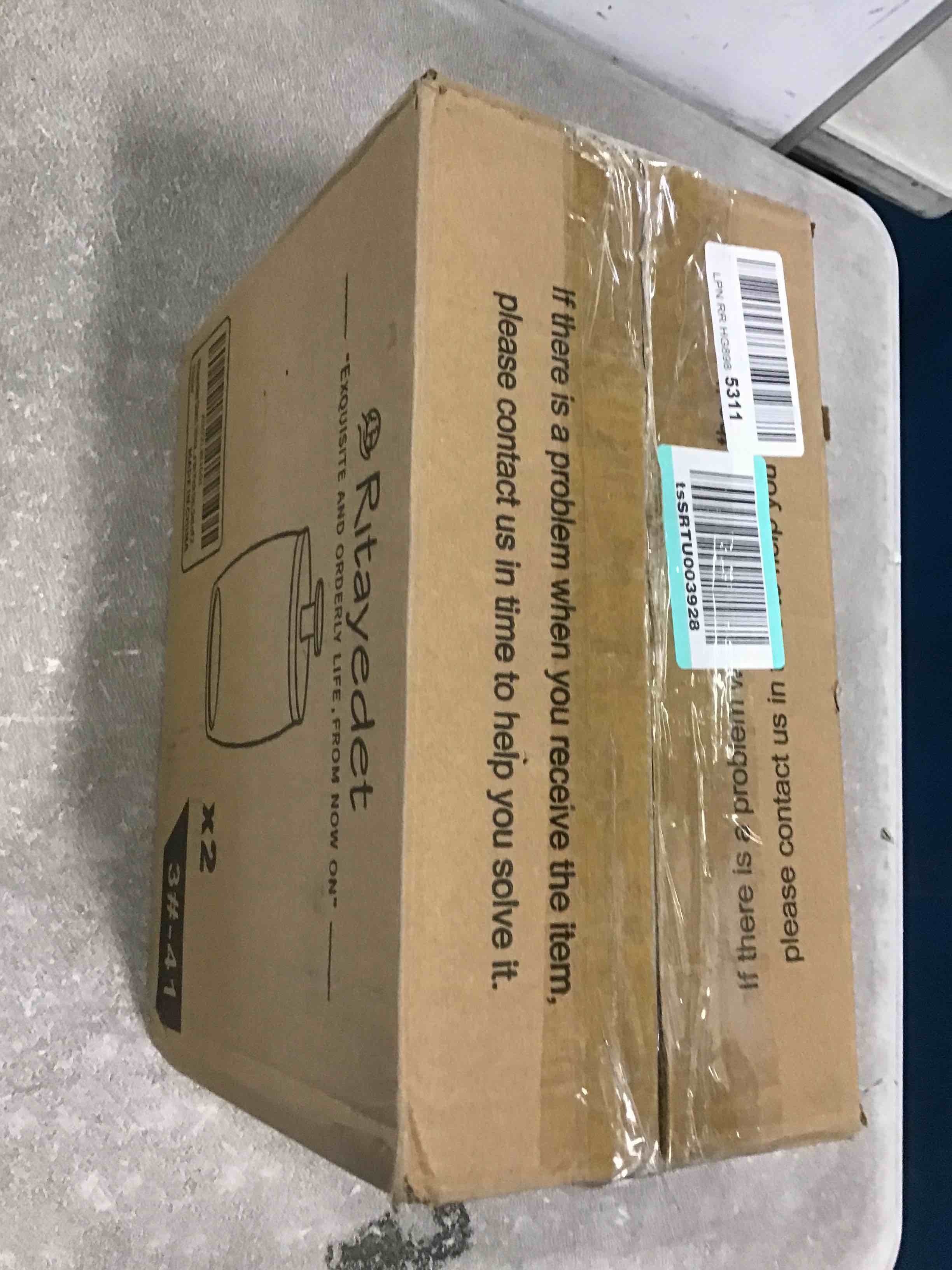 https://s3.amazonaws.com/lotting-images-prod/bidfta/YEL5981026_1708962034138.jpeg