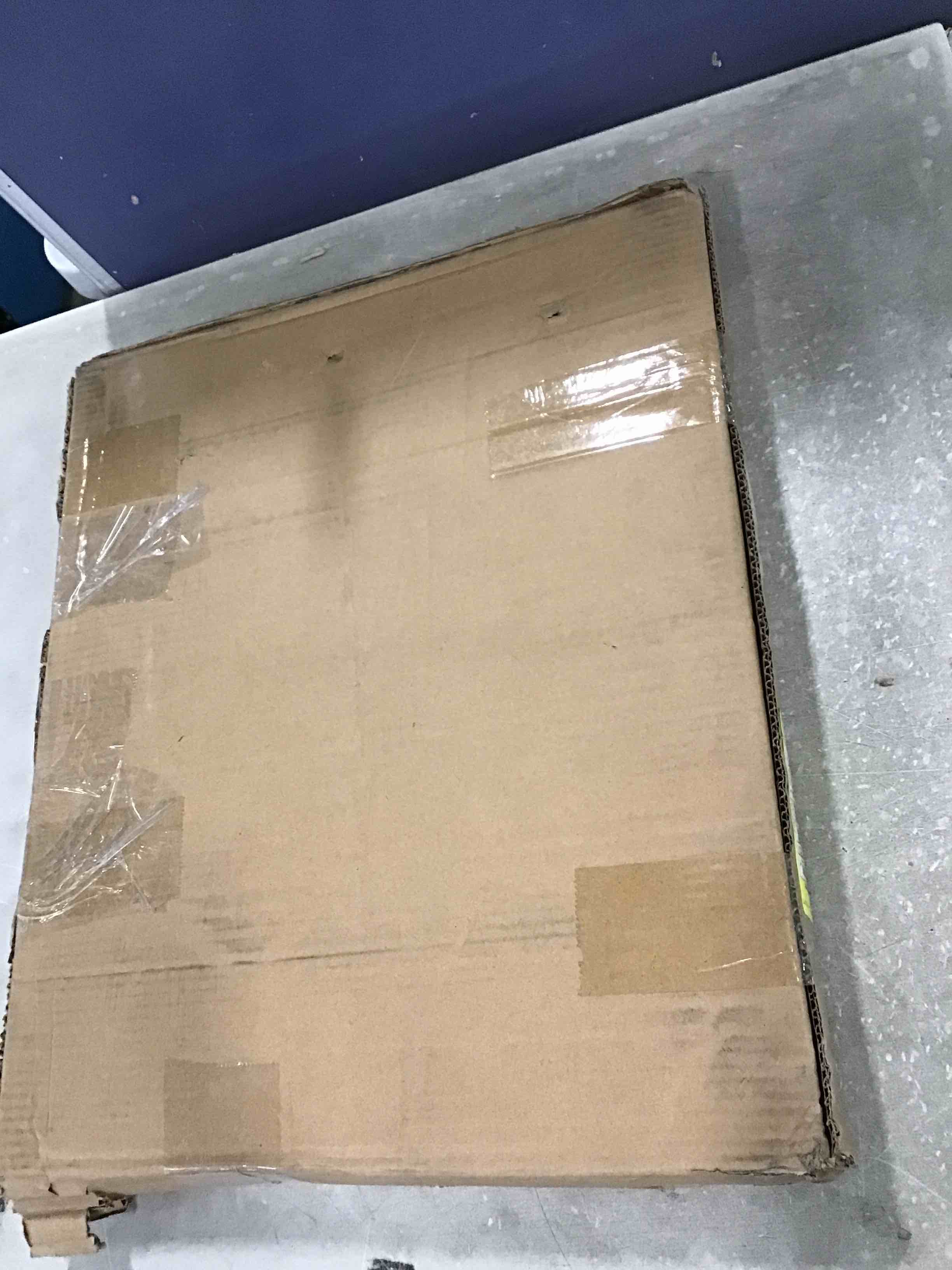 https://s3.amazonaws.com/lotting-images-prod/bidfta/YEL5981240_1709045295416.jpeg
