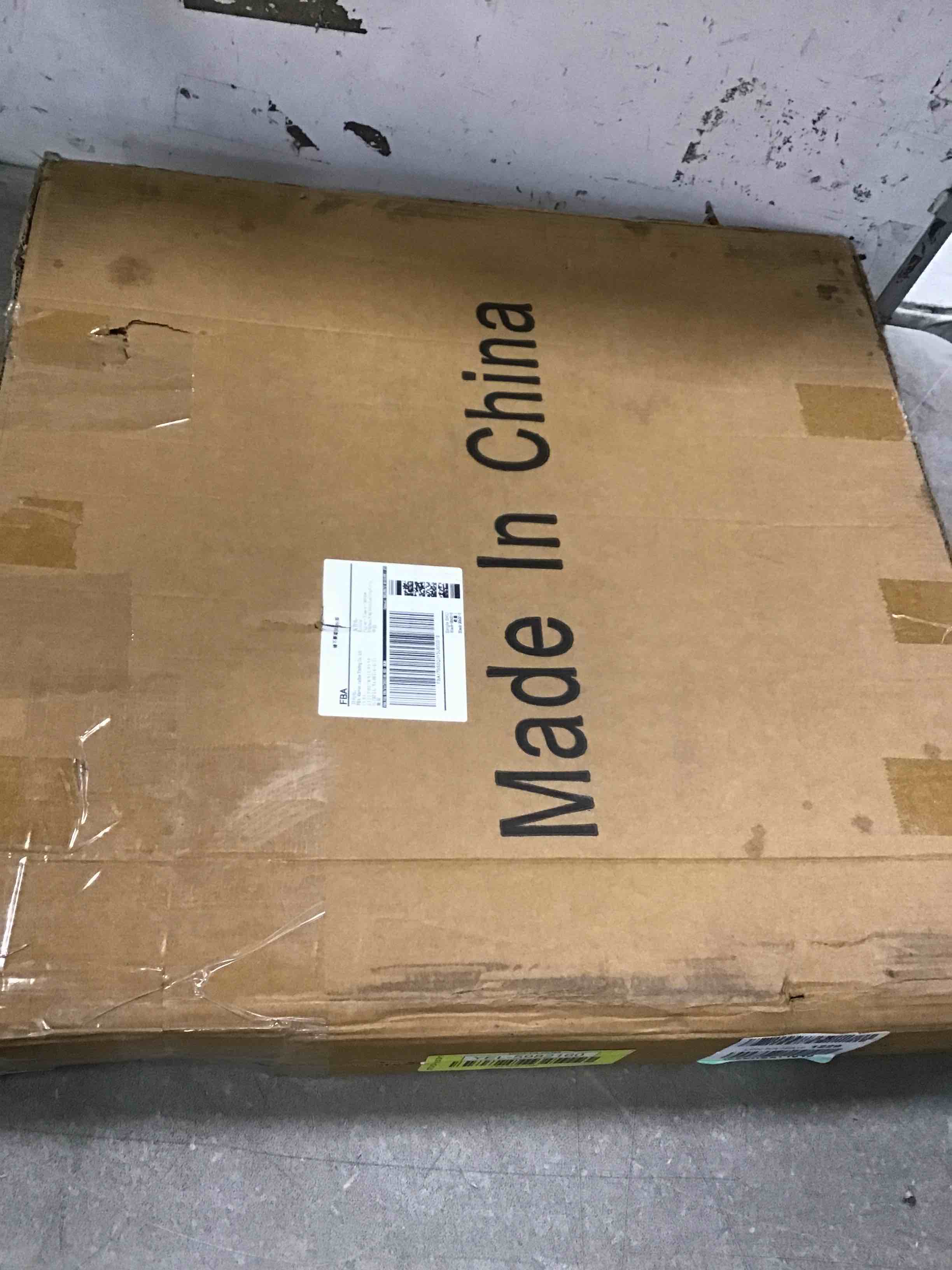 https://s3.amazonaws.com/lotting-images-prod/bidfta/YEL5982160_1709393628516.jpeg