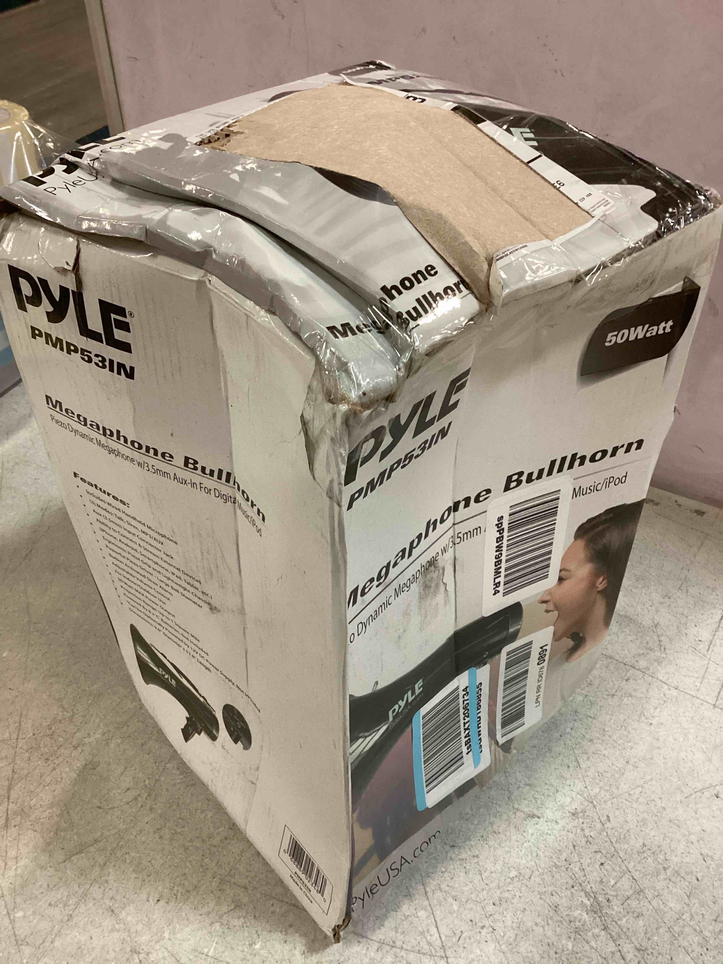 https://s3.amazonaws.com/lotting-images-prod/bidfta/YEL5982338_1709475329693.jpeg