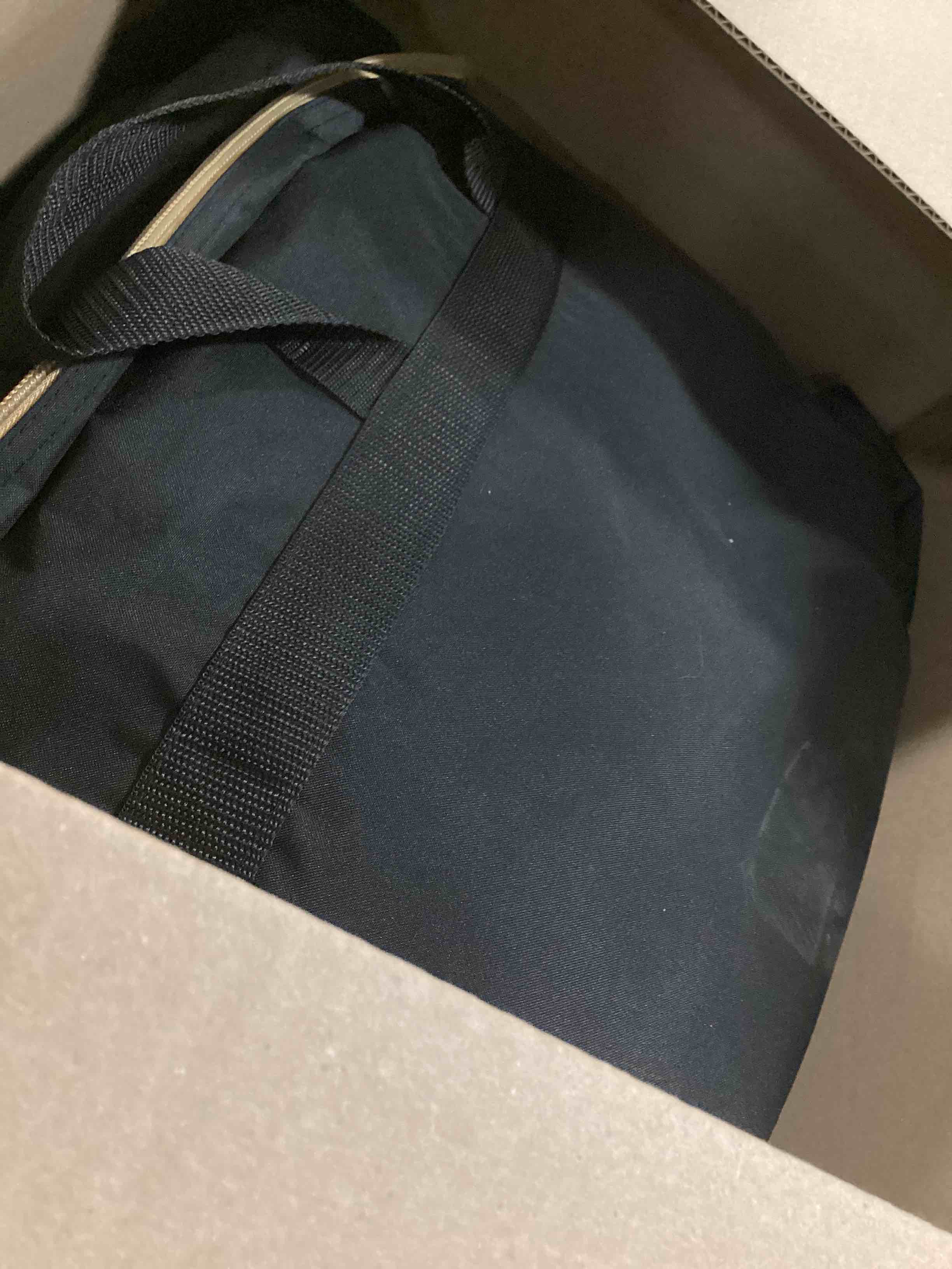 https://s3.amazonaws.com/lotting-images-prod/bidfta/YEL5982477_1709042414318.jpeg