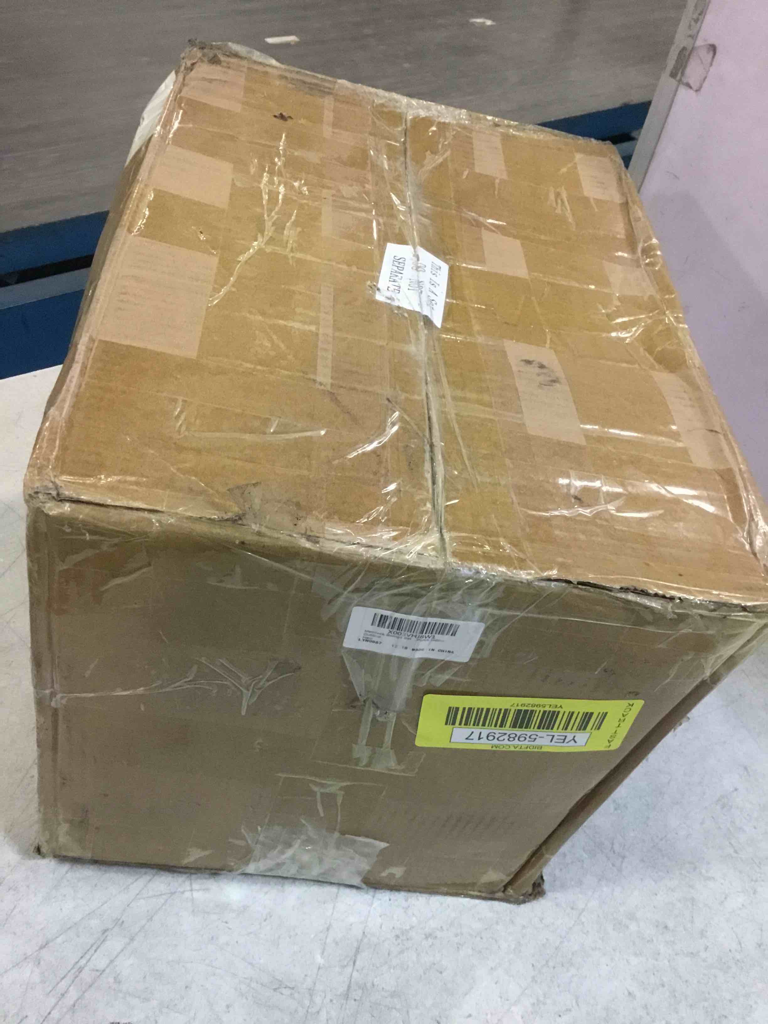 https://s3.amazonaws.com/lotting-images-prod/bidfta/YEL5982917_1709298449105.jpeg