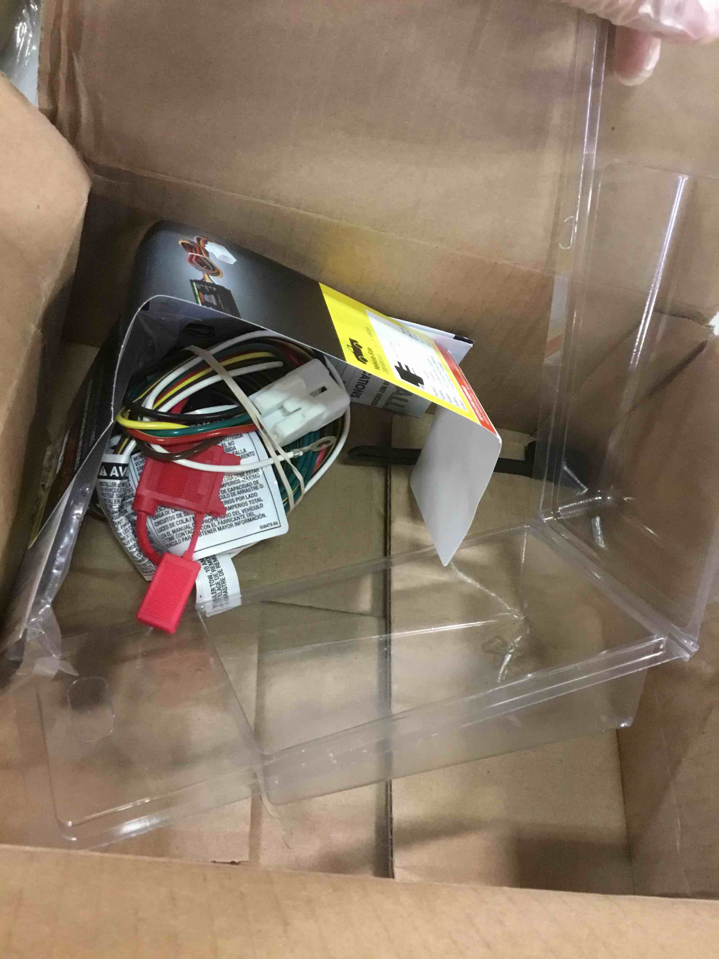 https://s3.amazonaws.com/lotting-images-prod/bidfta/YEL5983511_1709577432864.jpeg