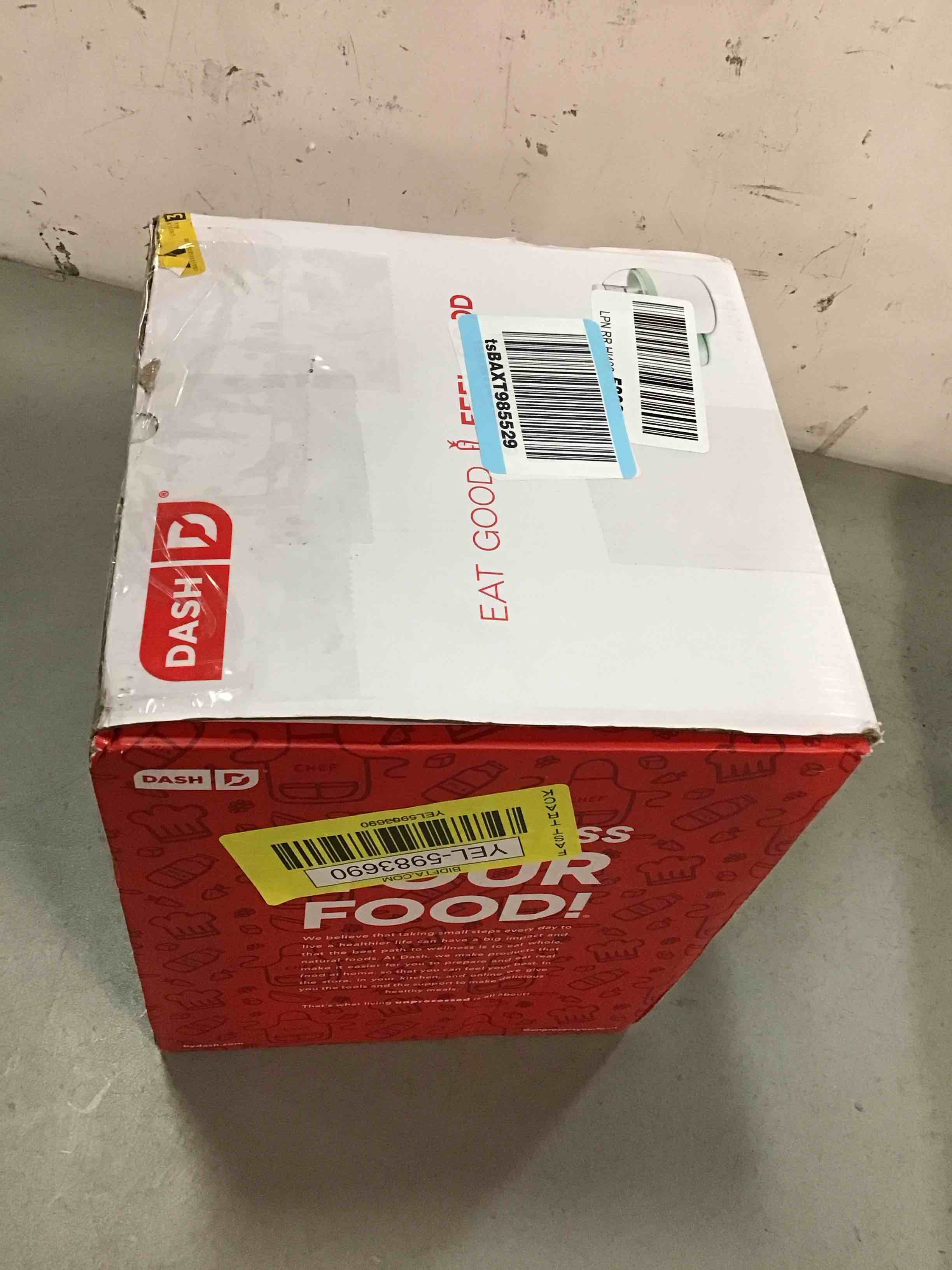 https://s3.amazonaws.com/lotting-images-prod/bidfta/YEL5983690_1709654754767.jpeg