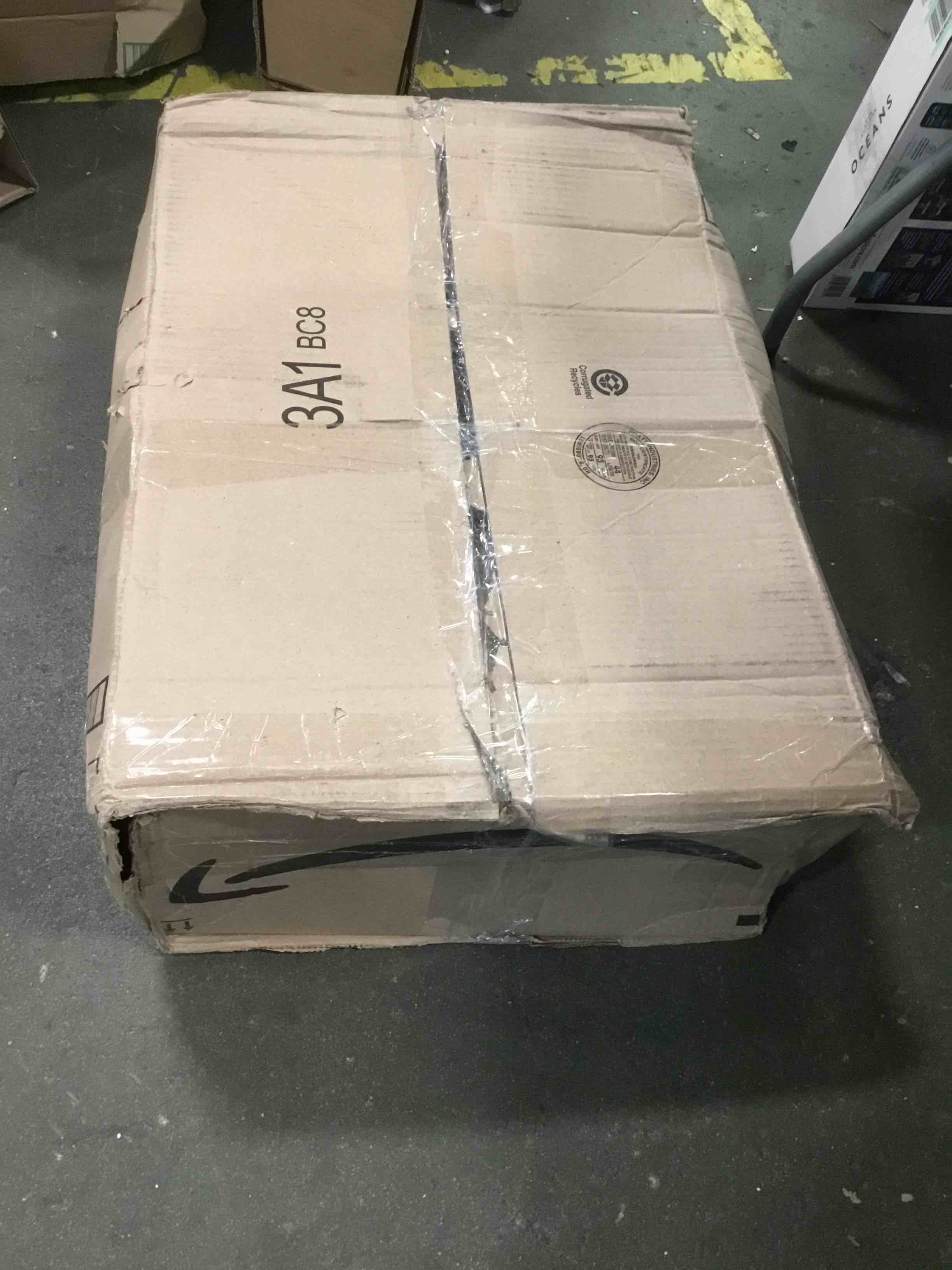 https://s3.amazonaws.com/lotting-images-prod/bidfta/YEL5995983_1707767398954.jpeg